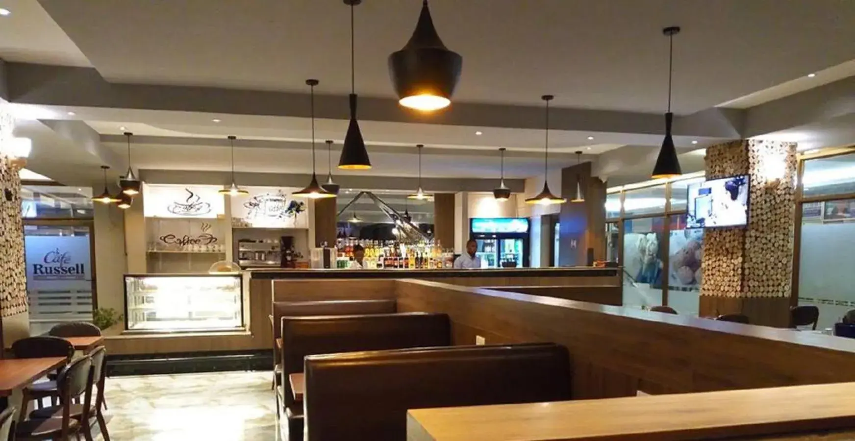 Restaurant/places to eat in Russell Hotel Restaurant/places to eat in Russell Hotel