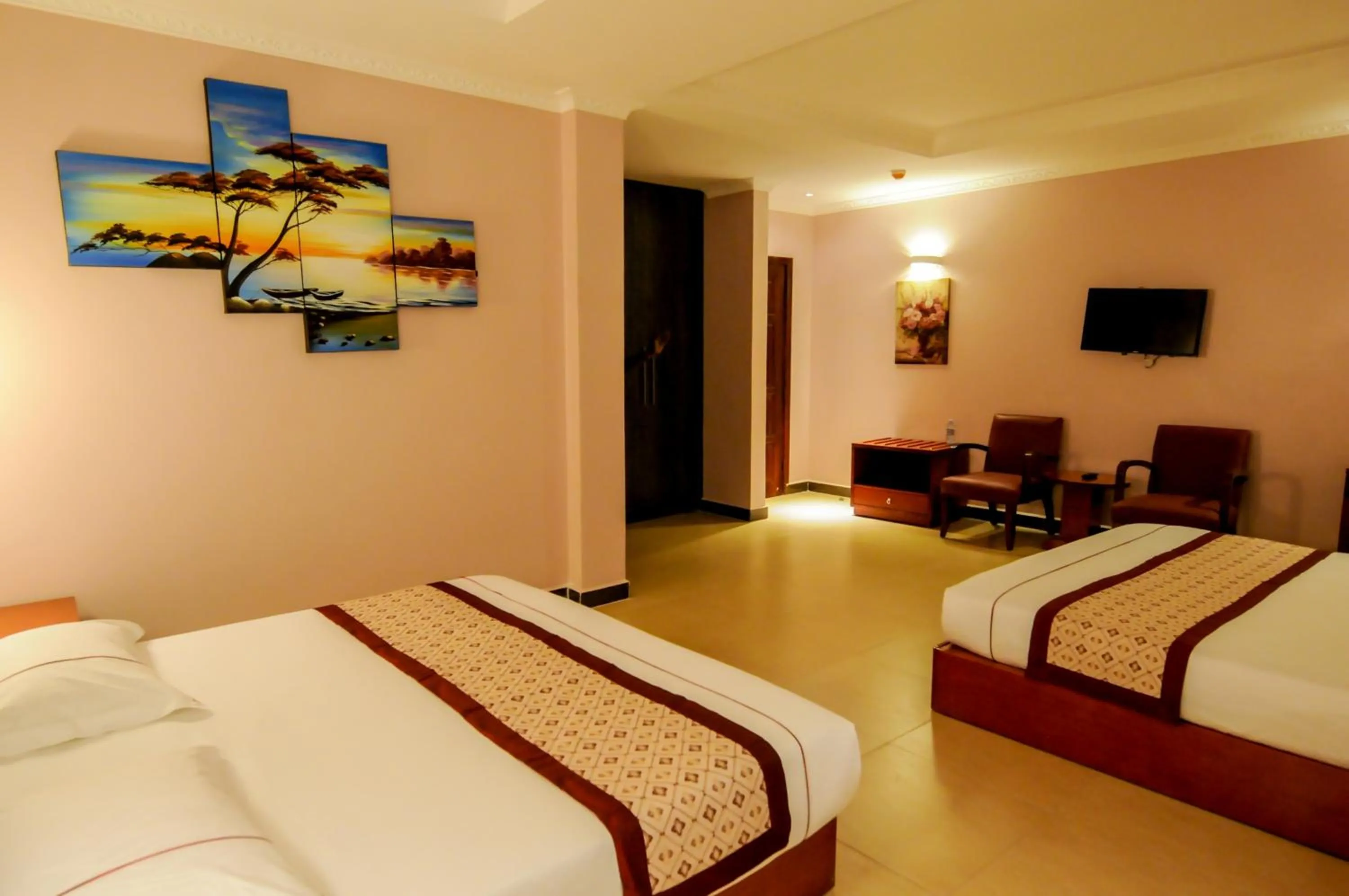 Bed in Russell Hotel