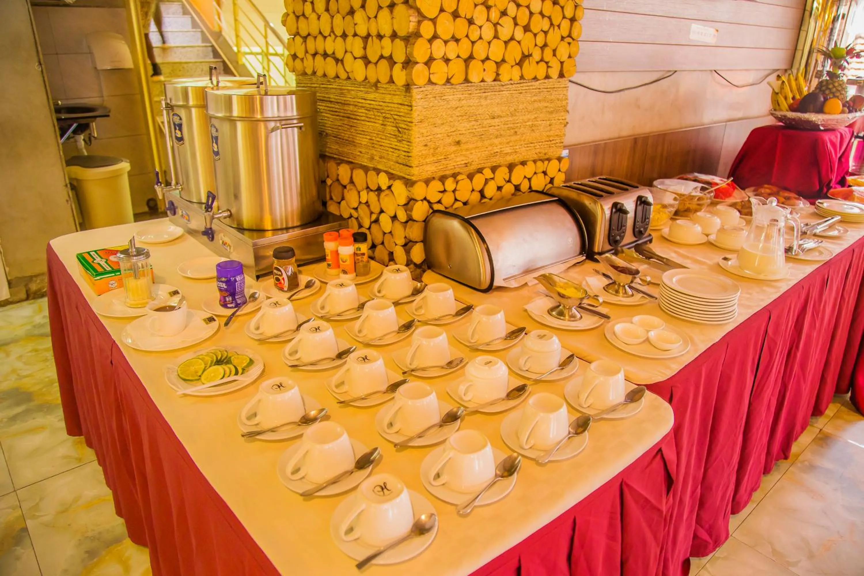 Breakfast in Russell Hotel