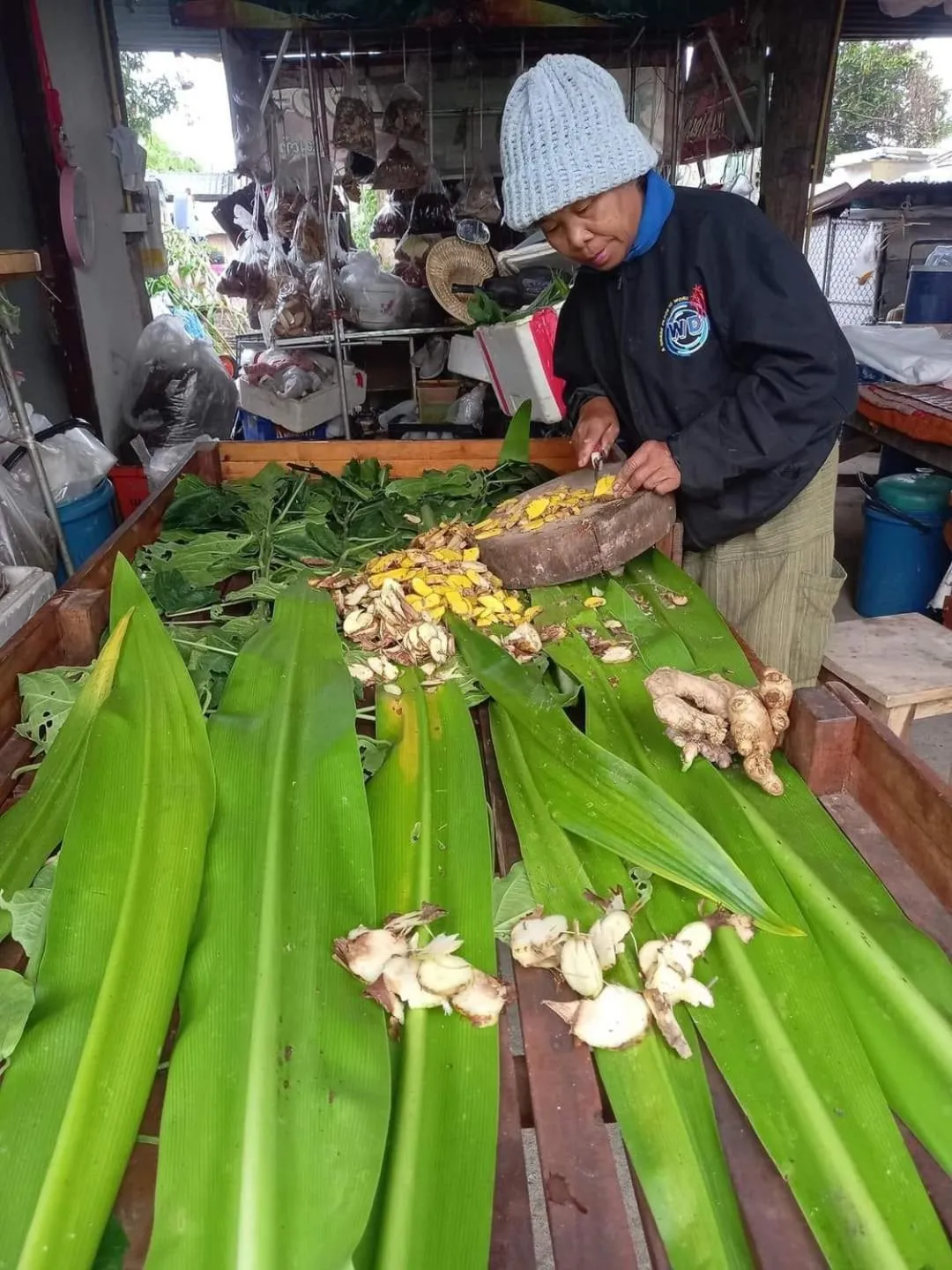 People in Khoom Kam Kaew