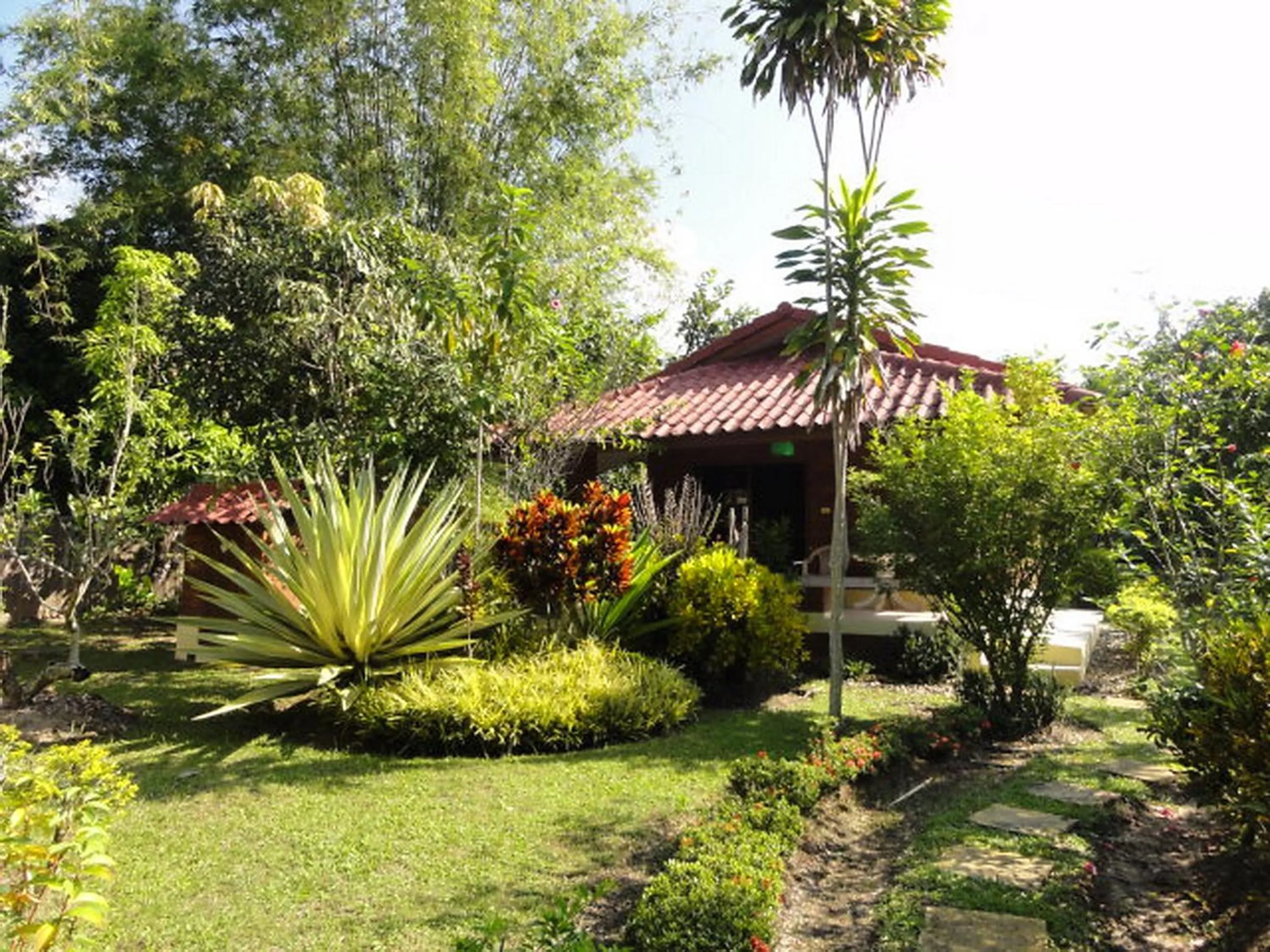 Property building in Khoom Kam Kaew