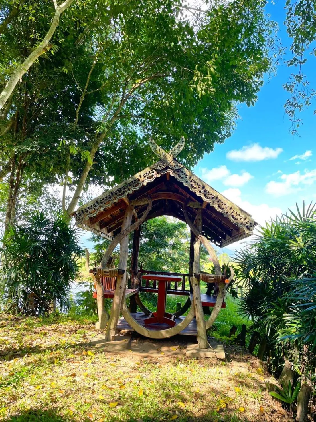 Property building in Khoom Kam Kaew