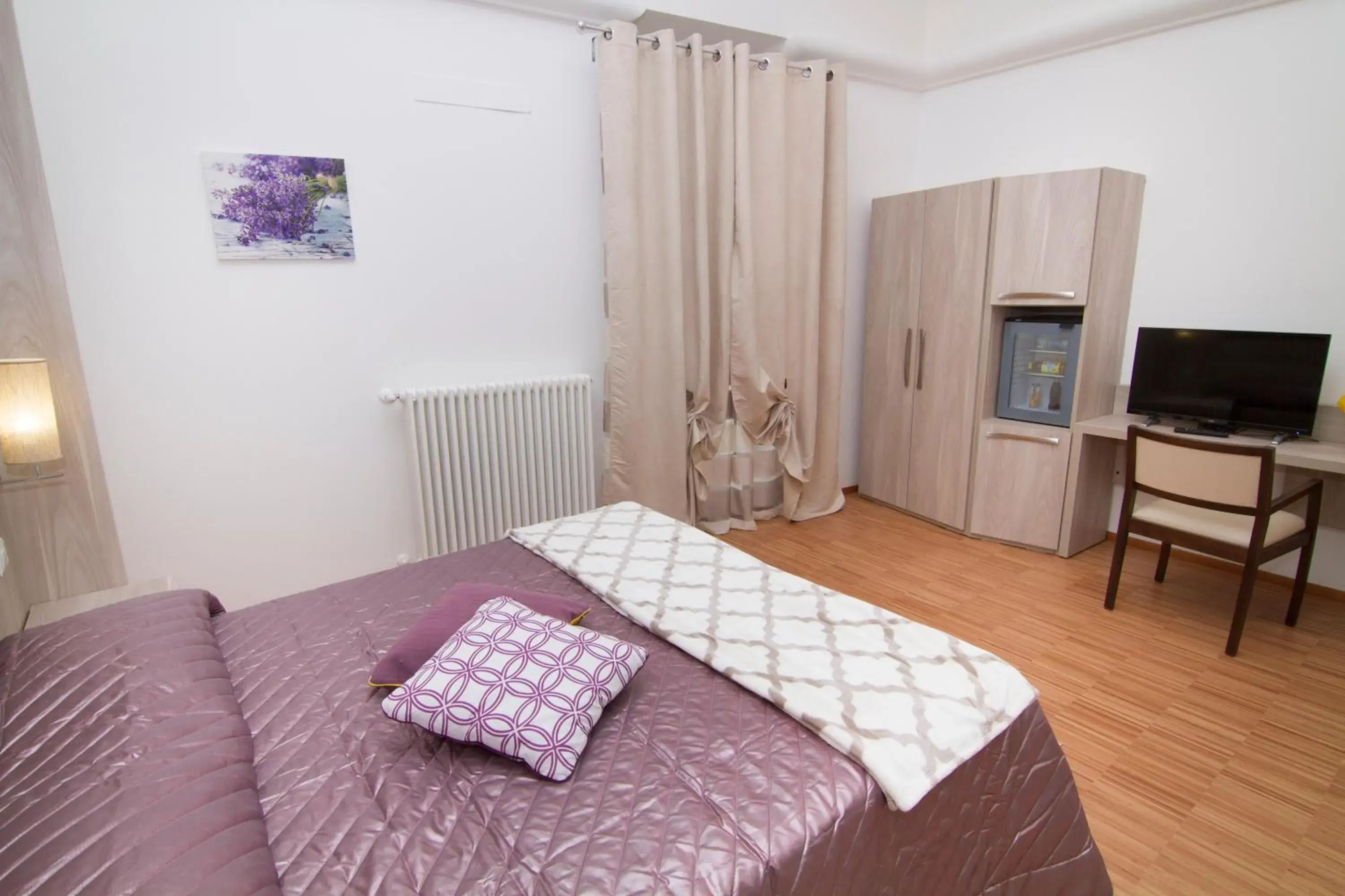 Deluxe Room in Al Bastione Relais Suite & Rooms Deluxe Room in Al Bastione Relais Suite & Rooms