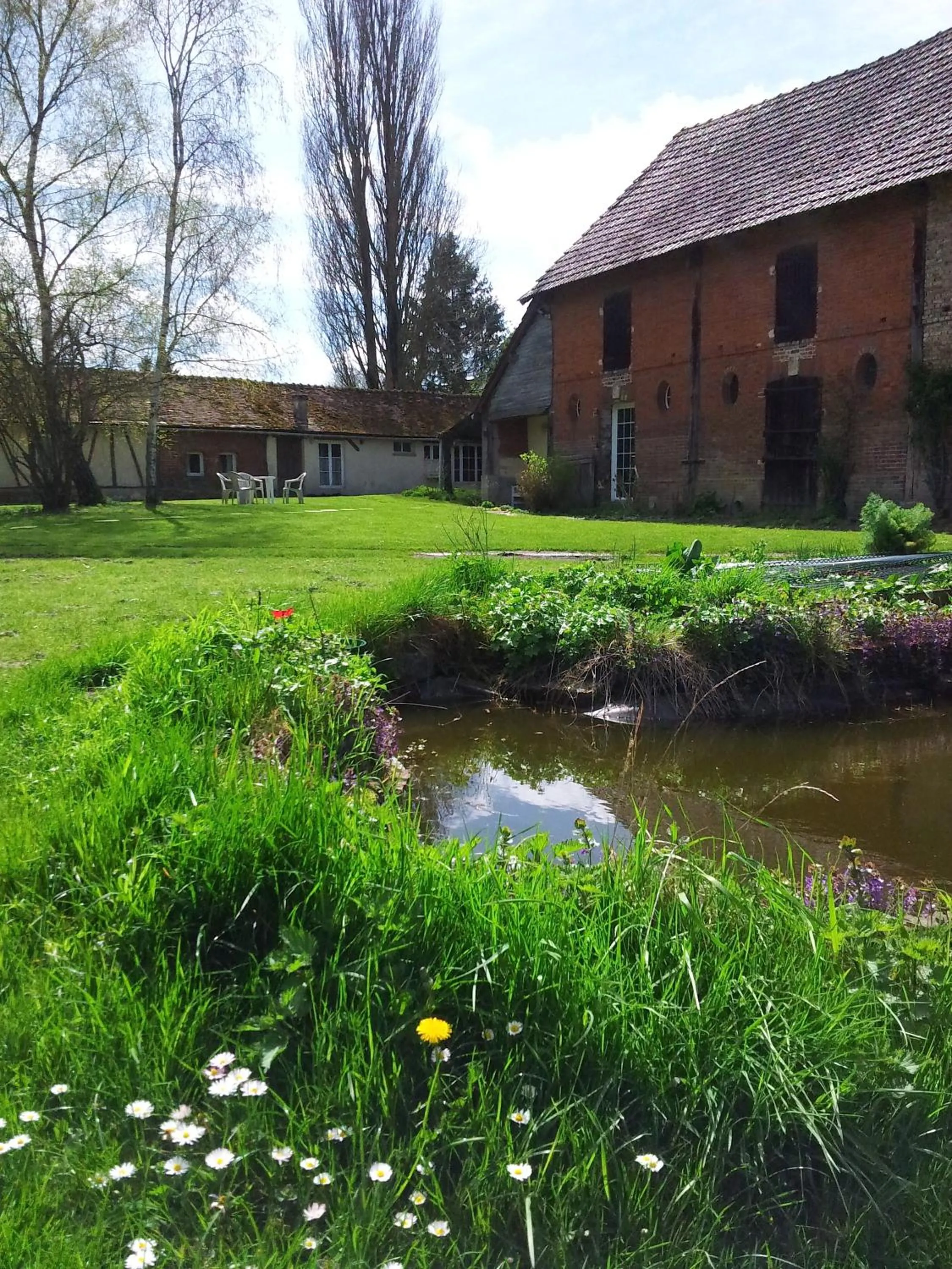Spring in Gîte Le Salon de Musique