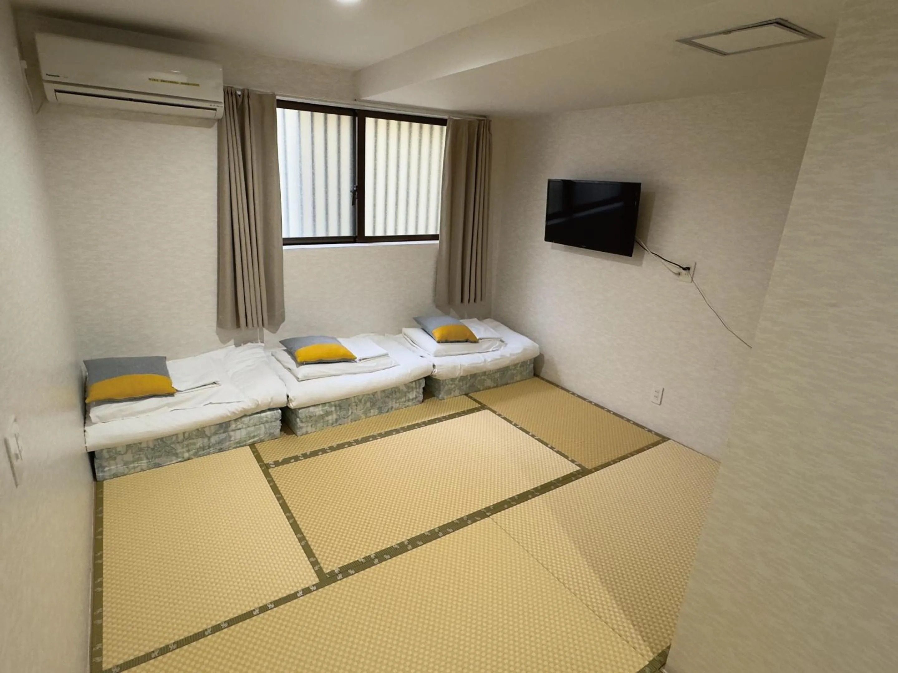 Bed in Victoria Hotel