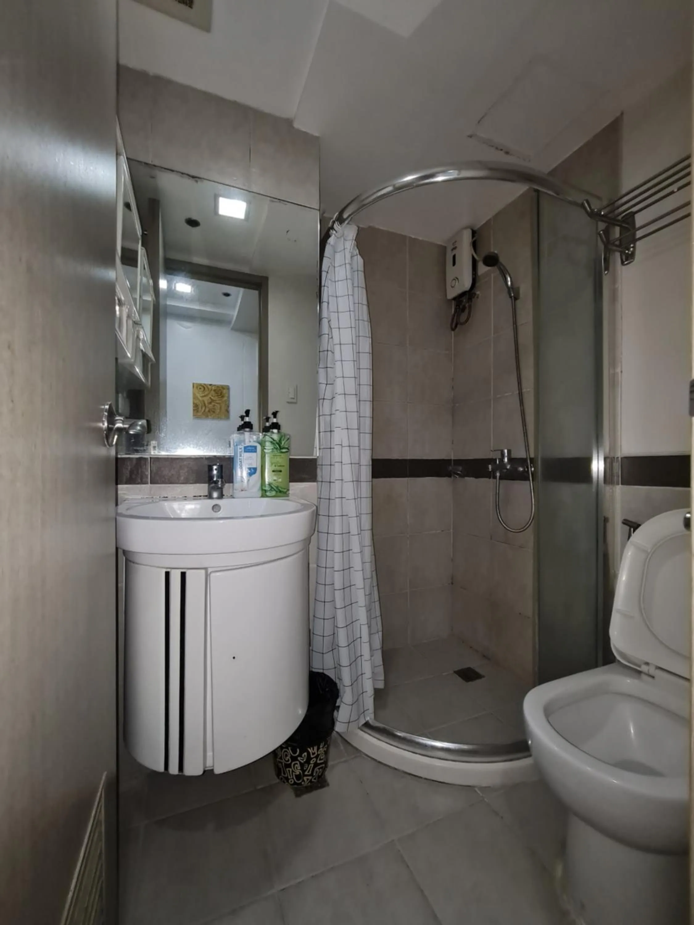 Solemare Parksuites Condominium - Condo R Us