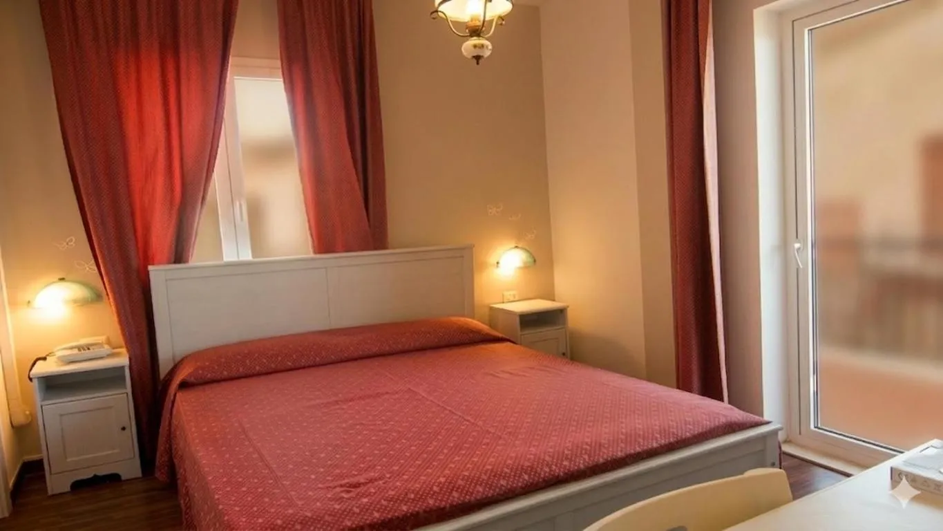 Hotel Eden Gigli