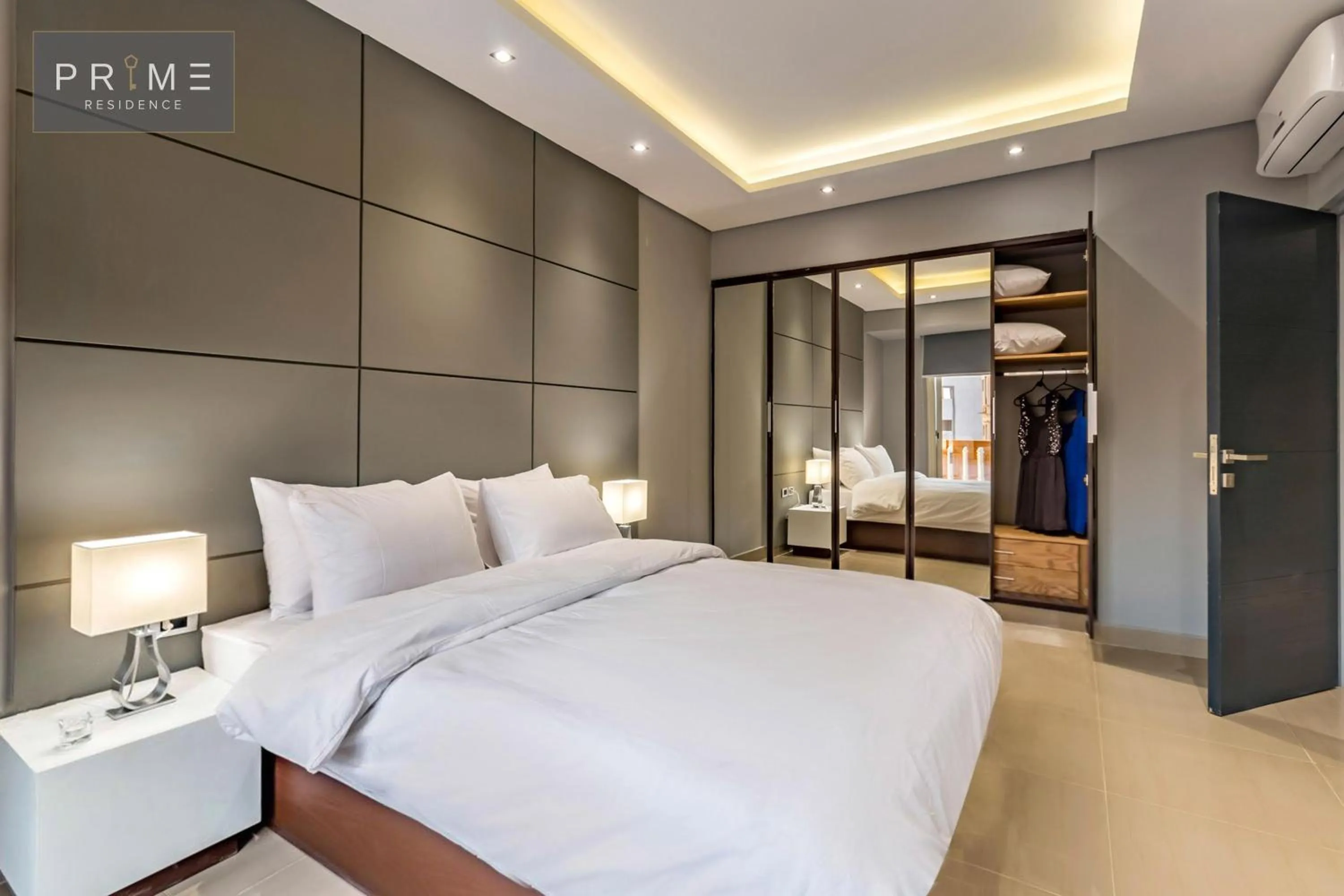 Photo of the whole room, Bed in Prime Residence New Cairo