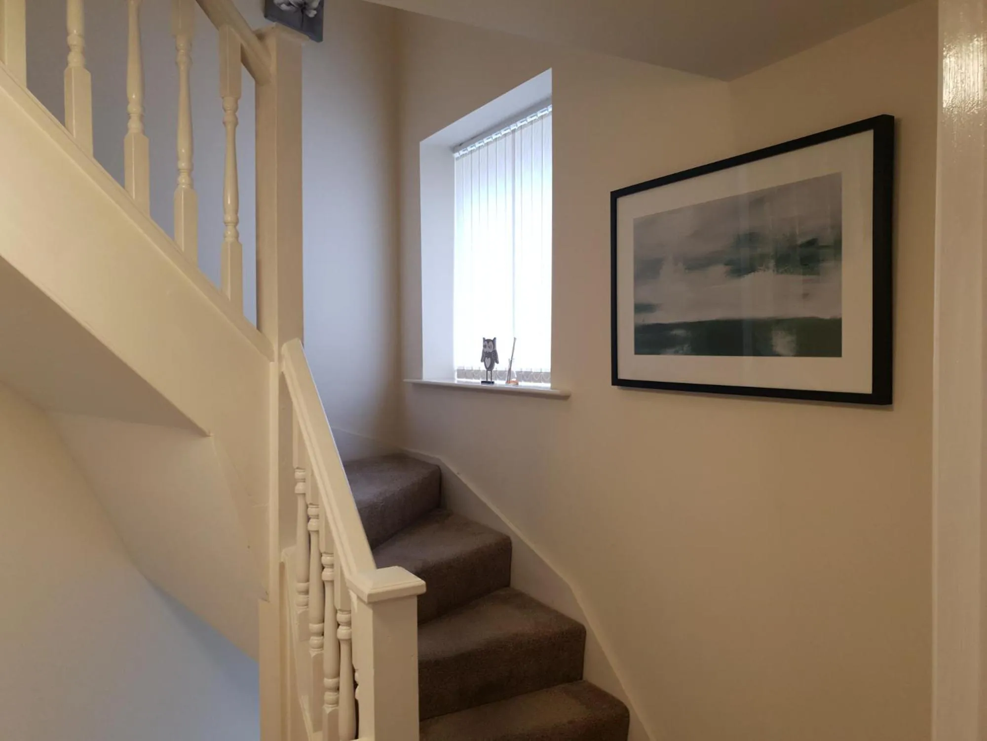 The Sawmills, Carlisle - Spacious 4 Bedroom Family House - Free WiFi - & Parking - Walk to Carlisle Castle