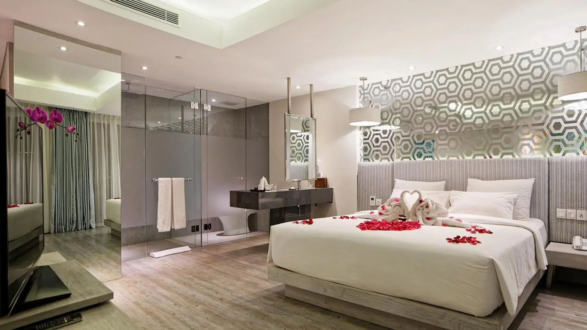 Bedroom, Bed in Hotel Daun Bali Seminyak Bedroom, Bed in Hotel Daun Bali Seminyak