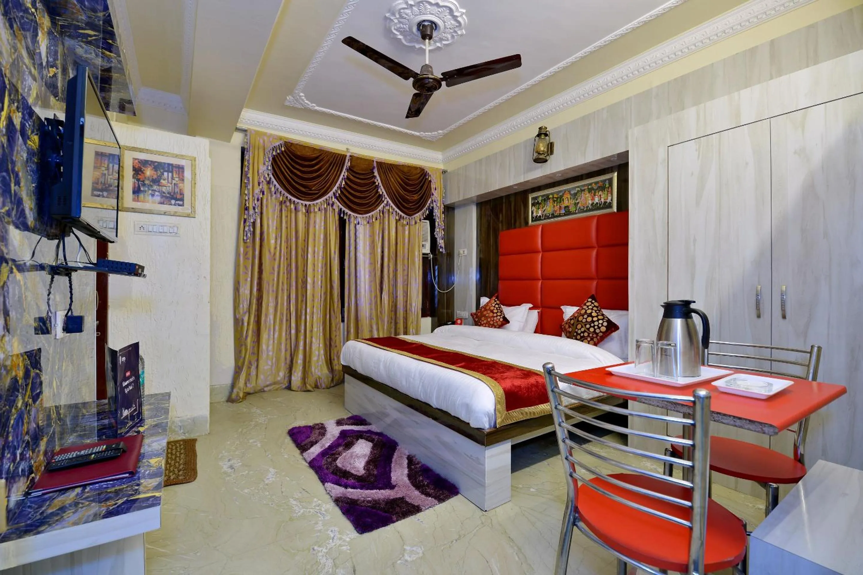 Bedroom, Bed in Super Hotel O Ganpati Plaza Ajmer