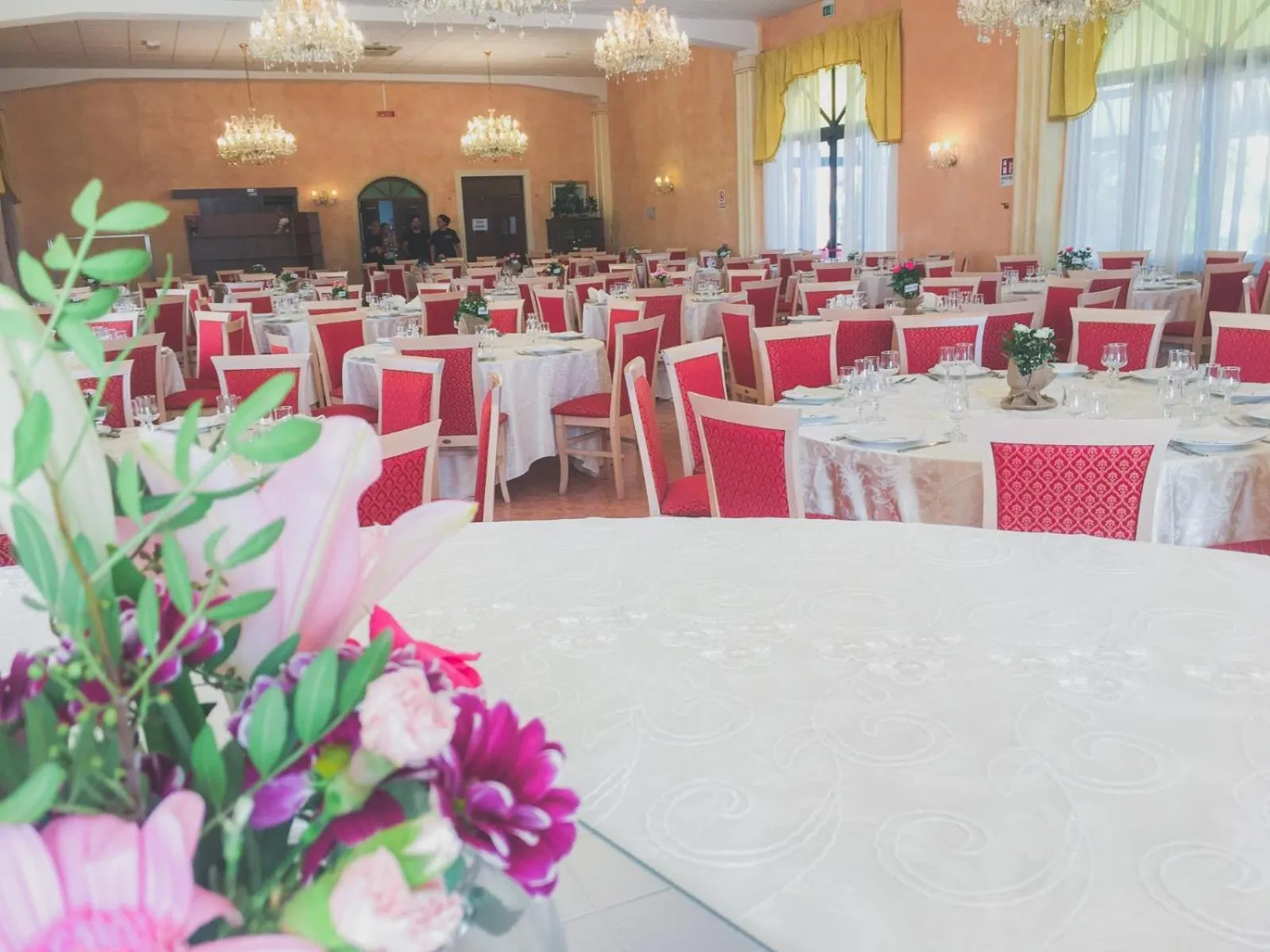 Restaurant/places to eat in Valle Degli Ulivi