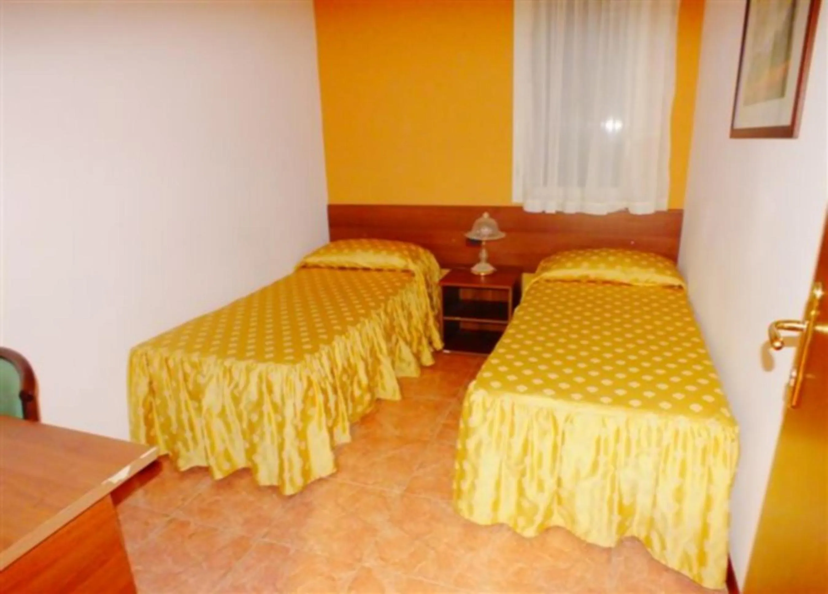 Photo of the whole room, Bed in Valle Degli Ulivi