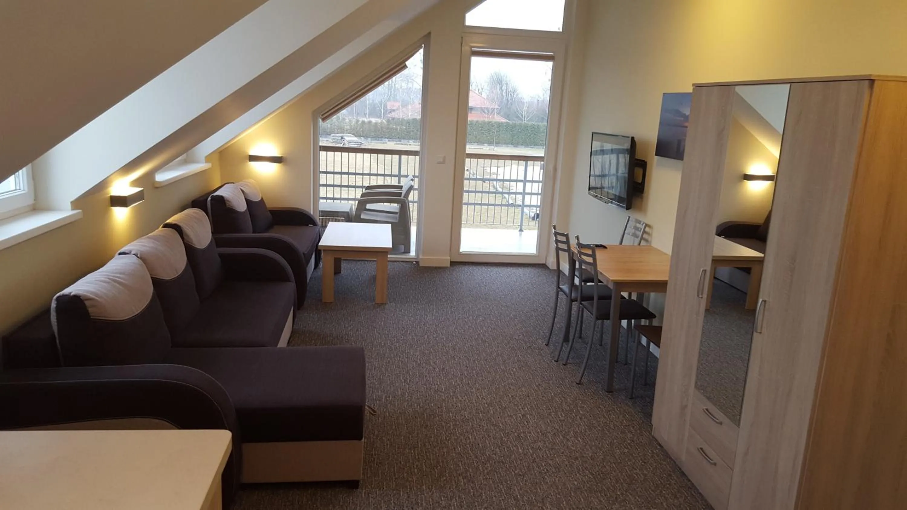 Photo of the whole room in Aparthotel EuforiaPort