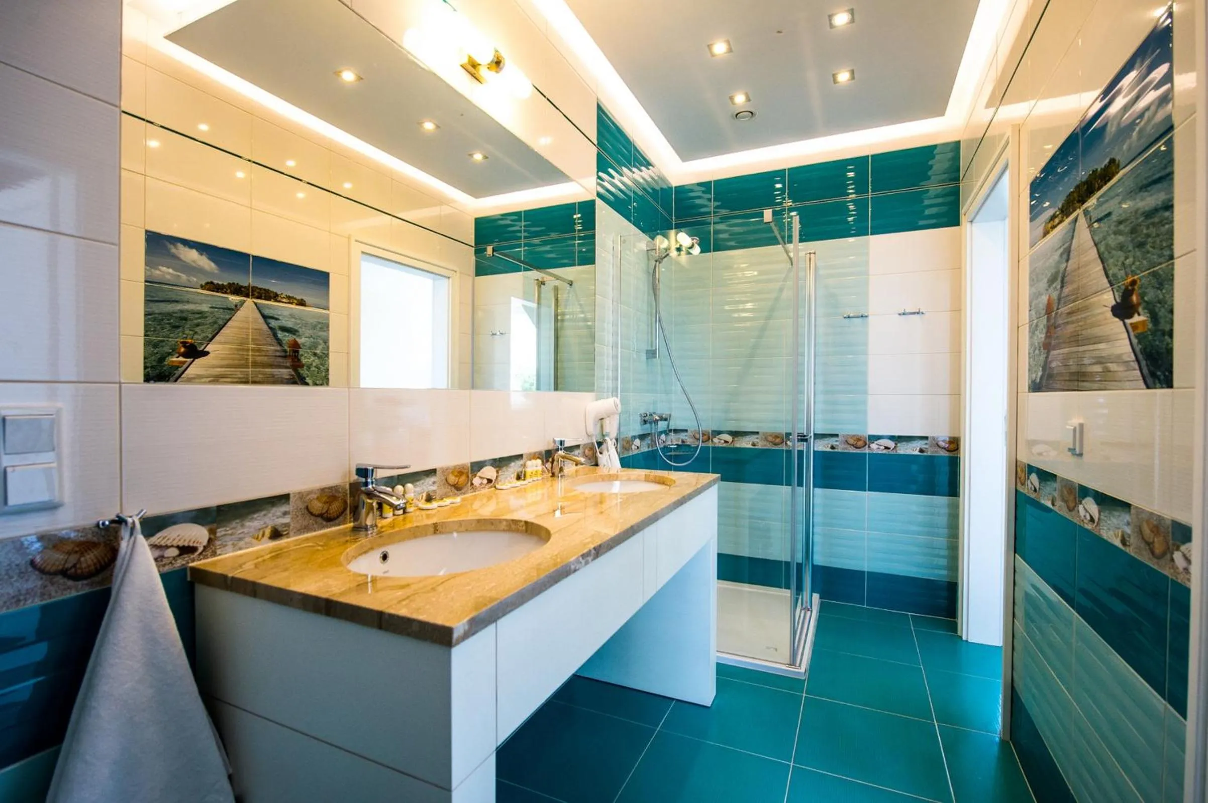 Bathroom in Aparthotel EuforiaPort