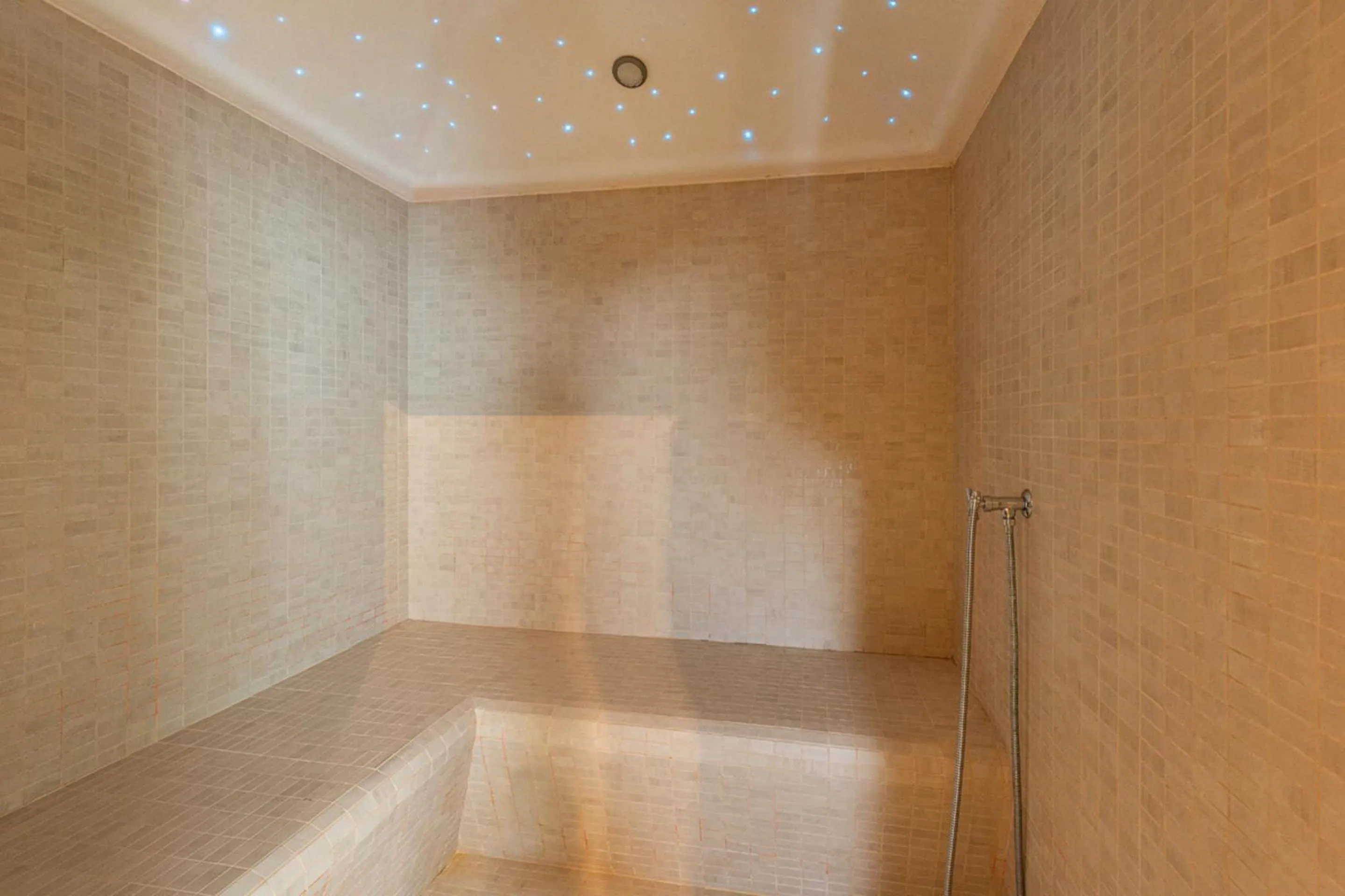 Sauna in Grand Hotel Mediterranee