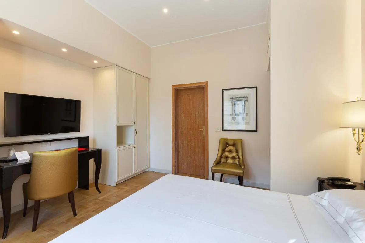 Bed in LVG Hotel Collection - Grand Hotel Mediterranee