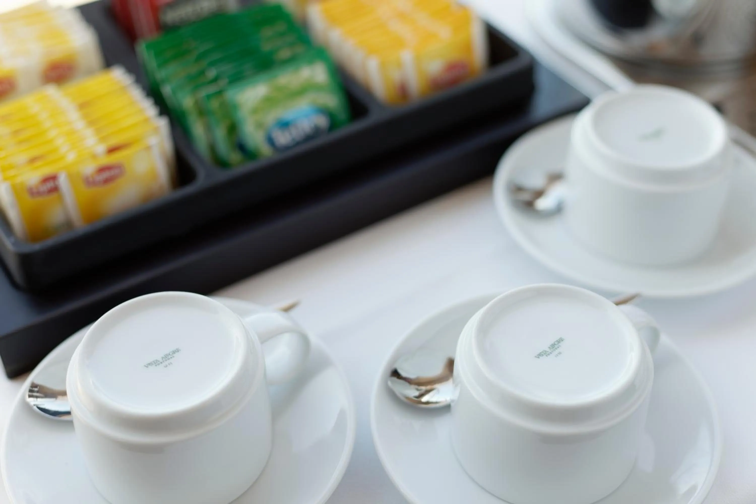 Coffee/tea facilities in Mercure Lisboa Almada