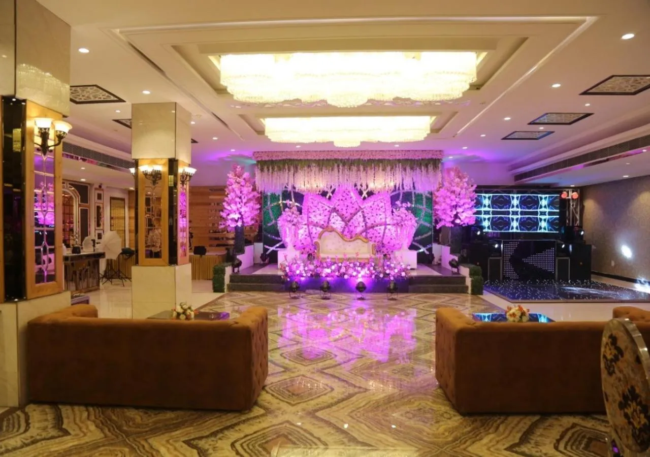 Banquet/Function facilities in Lavanya Hotel- Near Alipur, Delhi