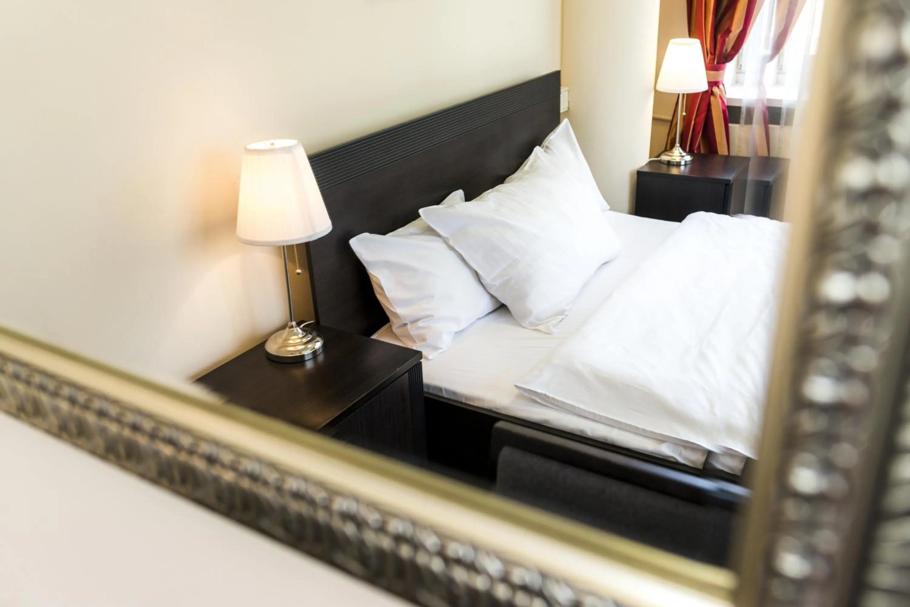 Bed in SCSK Żurawia