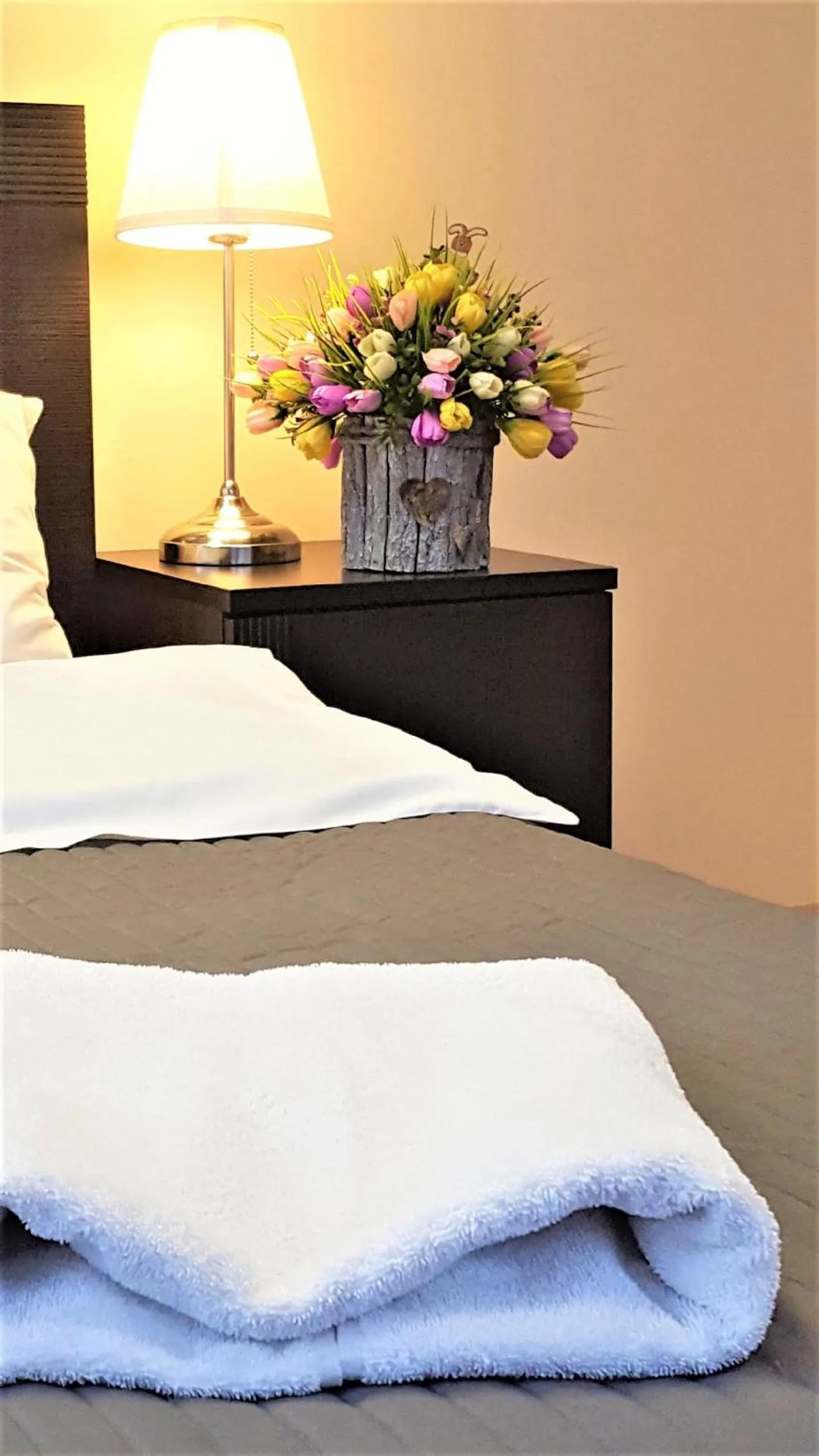 Text overlay, Bed in SCSK Żurawia