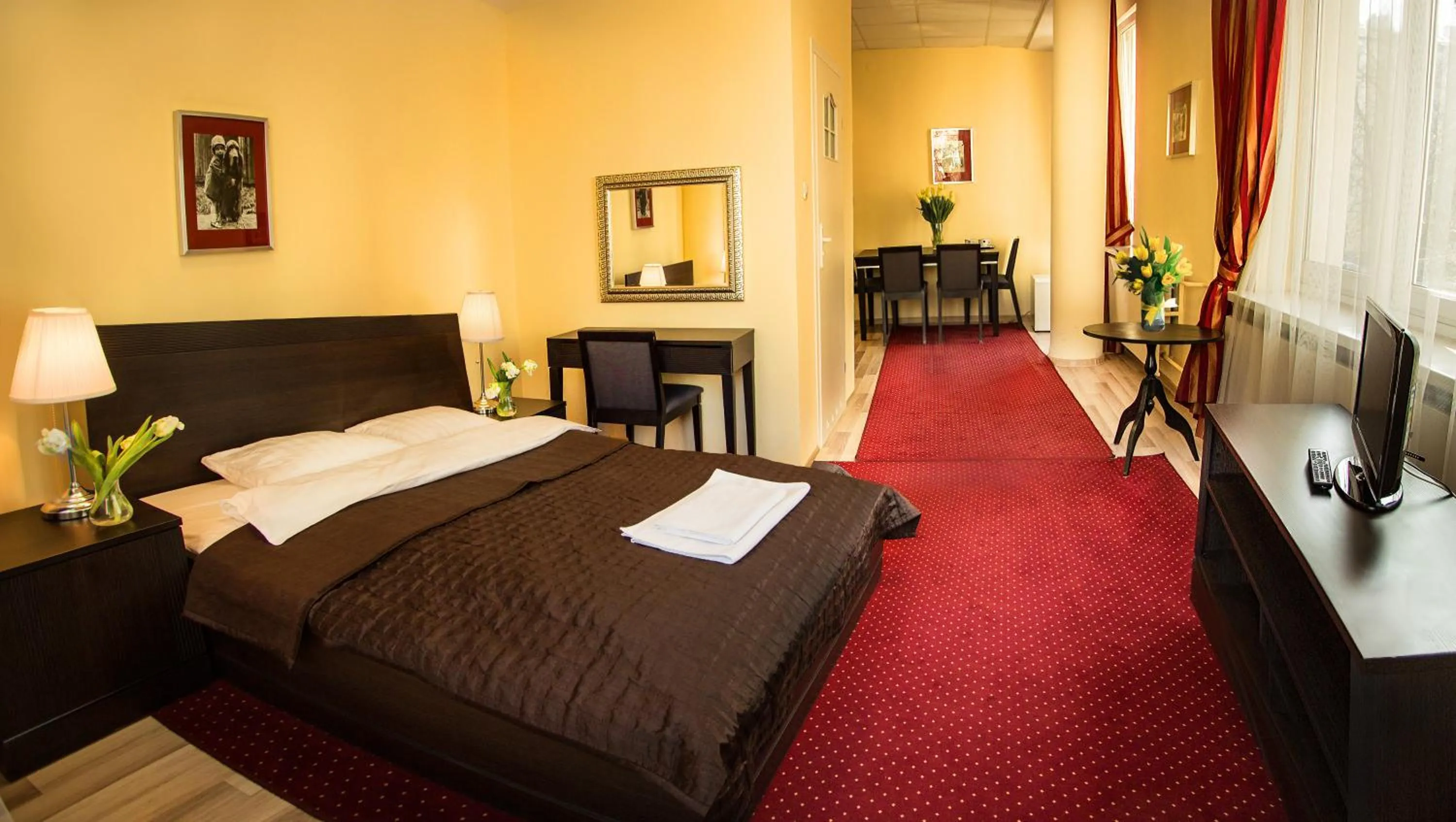 Bed in SCSK Żurawia