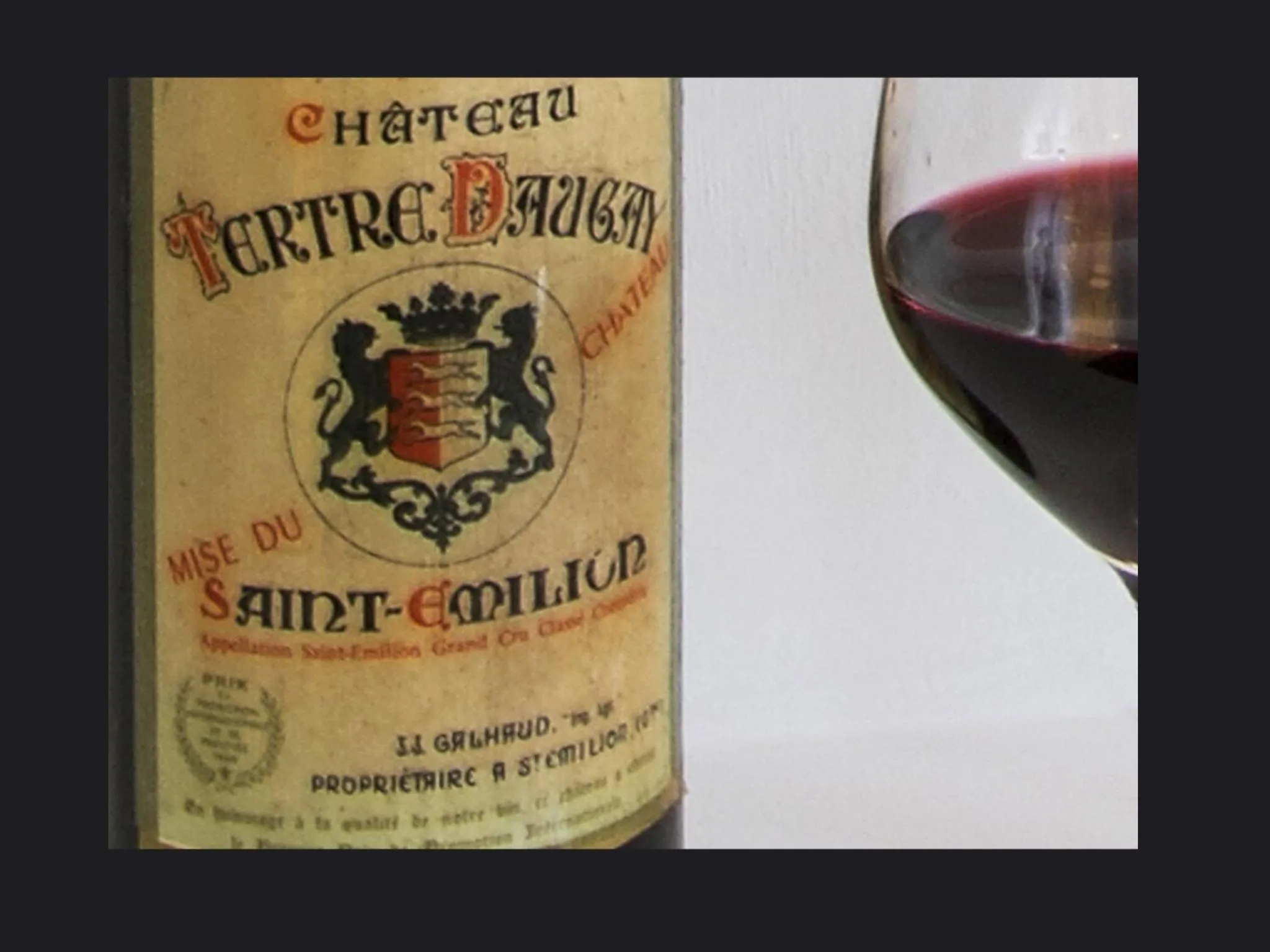 Alcoholic drinks in La Sauternaise, luxury Boutique B&B