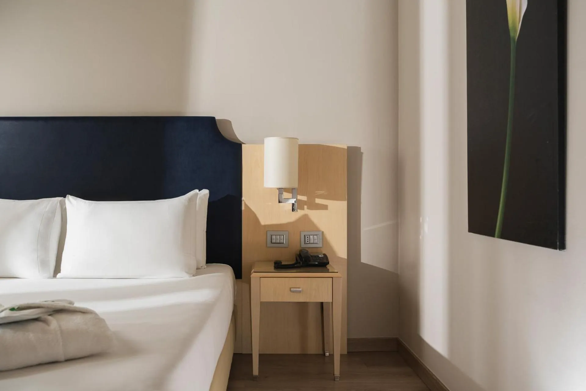 Bed in Just Hotel Lomazzo Fiera