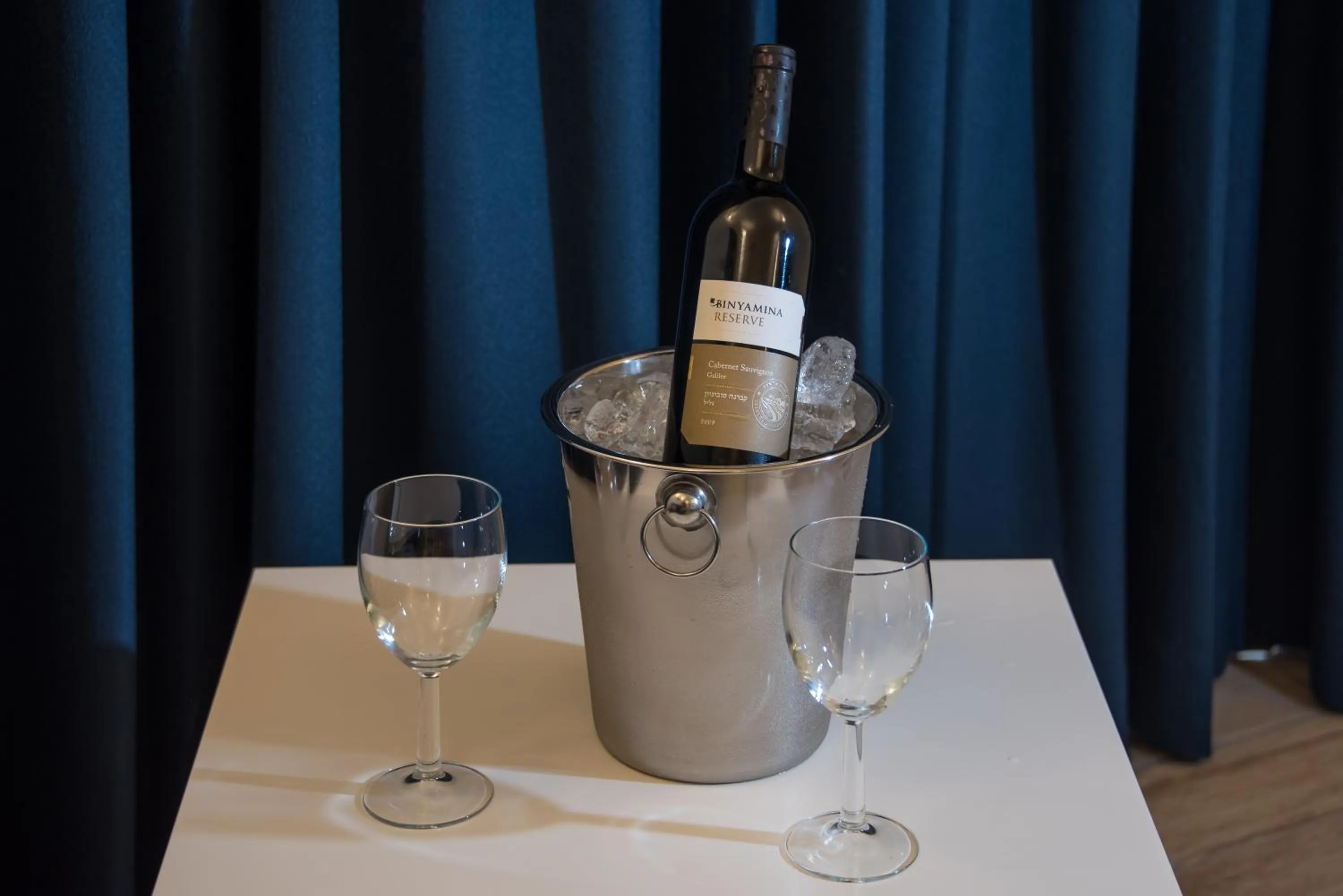 Alcoholic drinks in Sur La Mer Hotel Ashdod