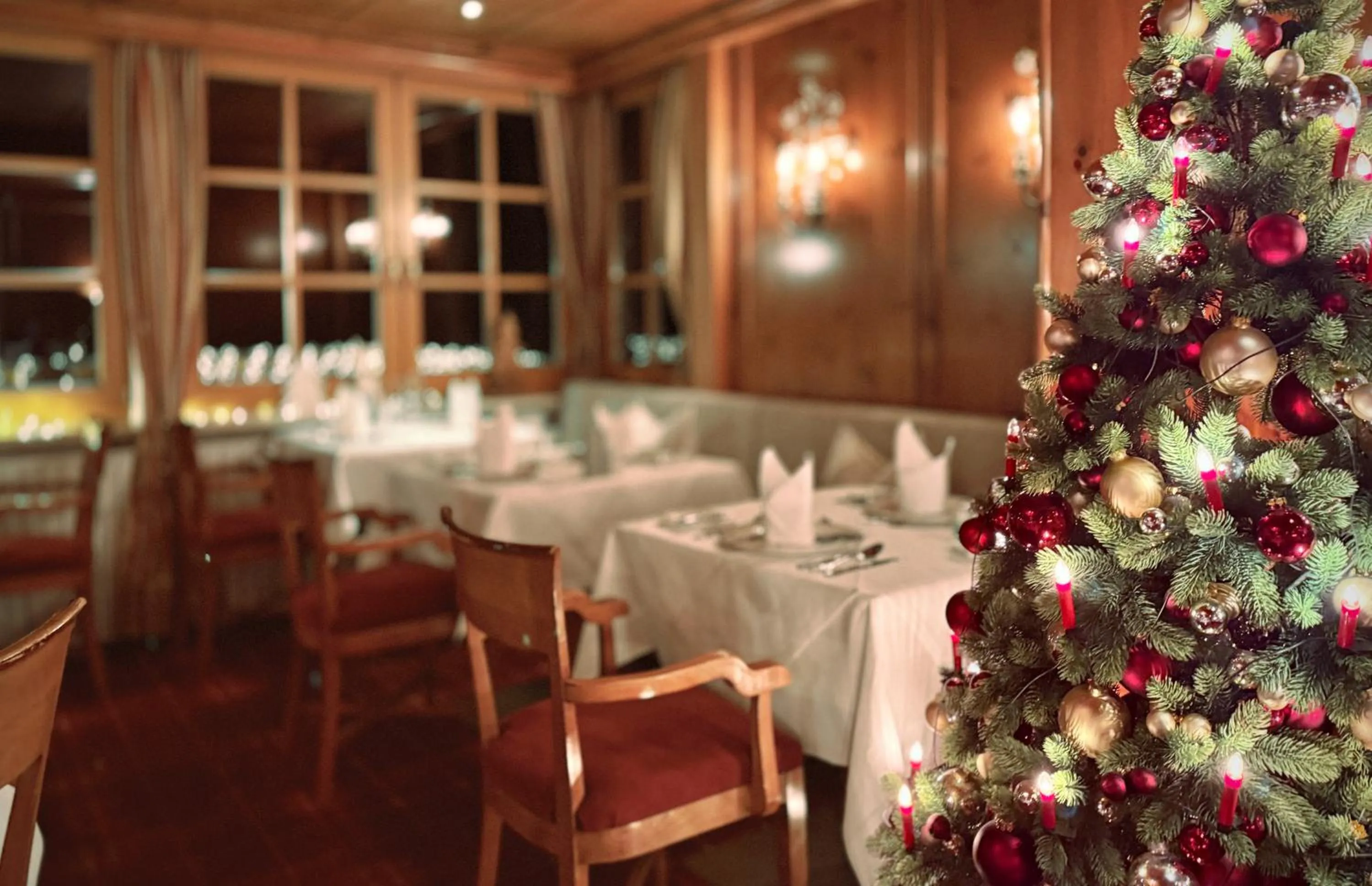 Restaurant/places to eat in Romantik Alpenhotel Waxenstein