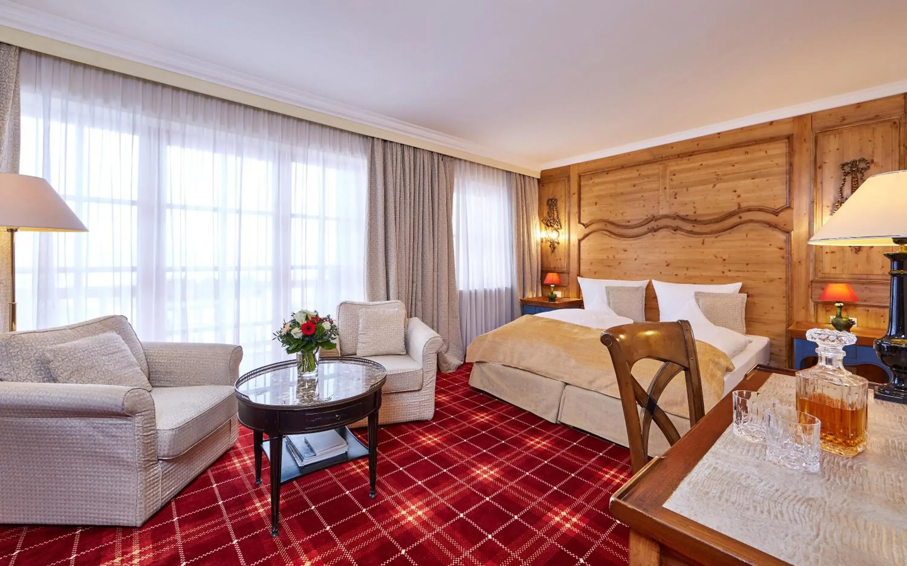 Living room, Bed in Romantik Alpenhotel Waxenstein Living room, Bed in Romantik Alpenhotel Waxenstein