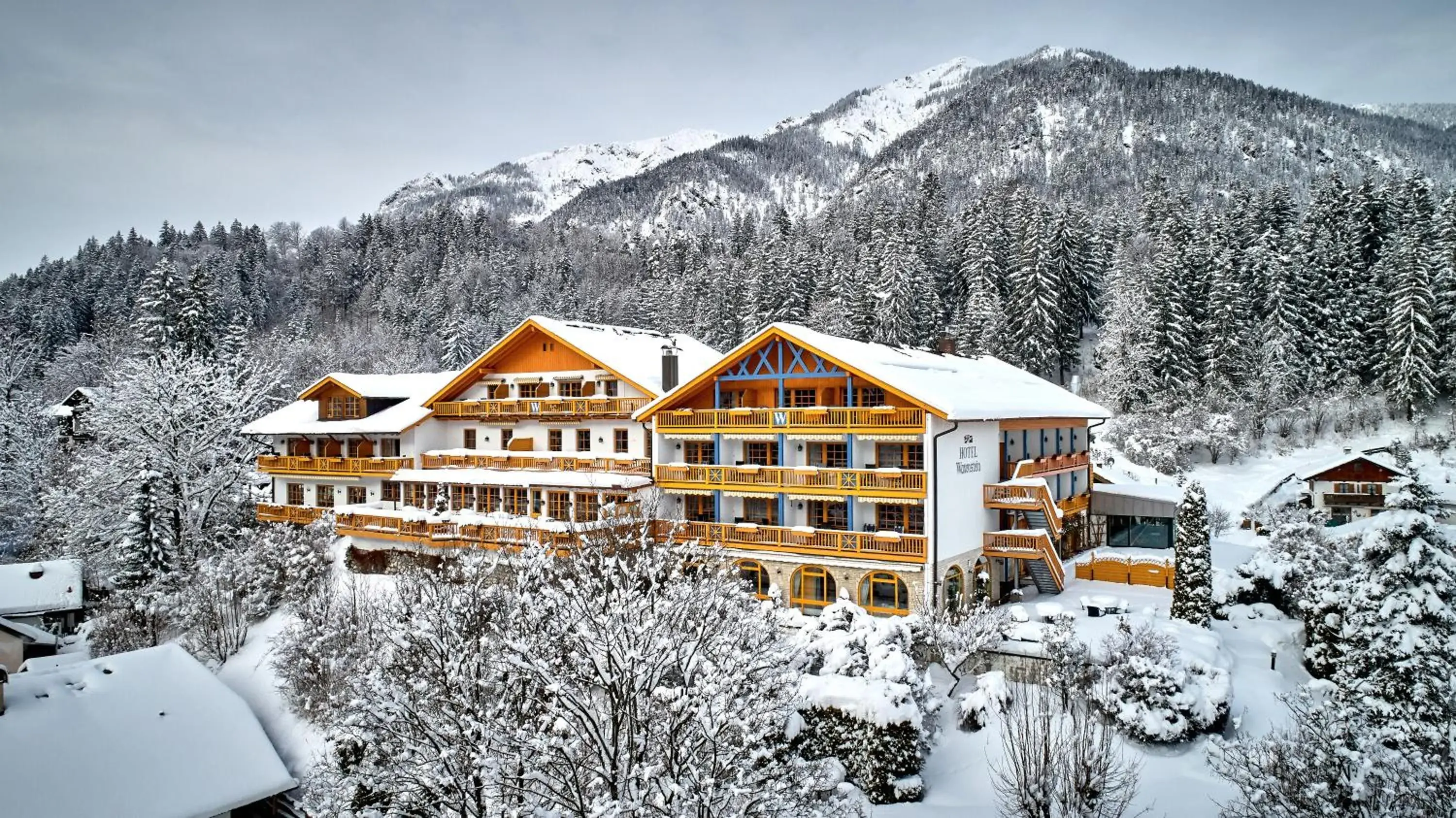 Property building in Romantik Alpenhotel Waxenstein Property building in Romantik Alpenhotel Waxenstein