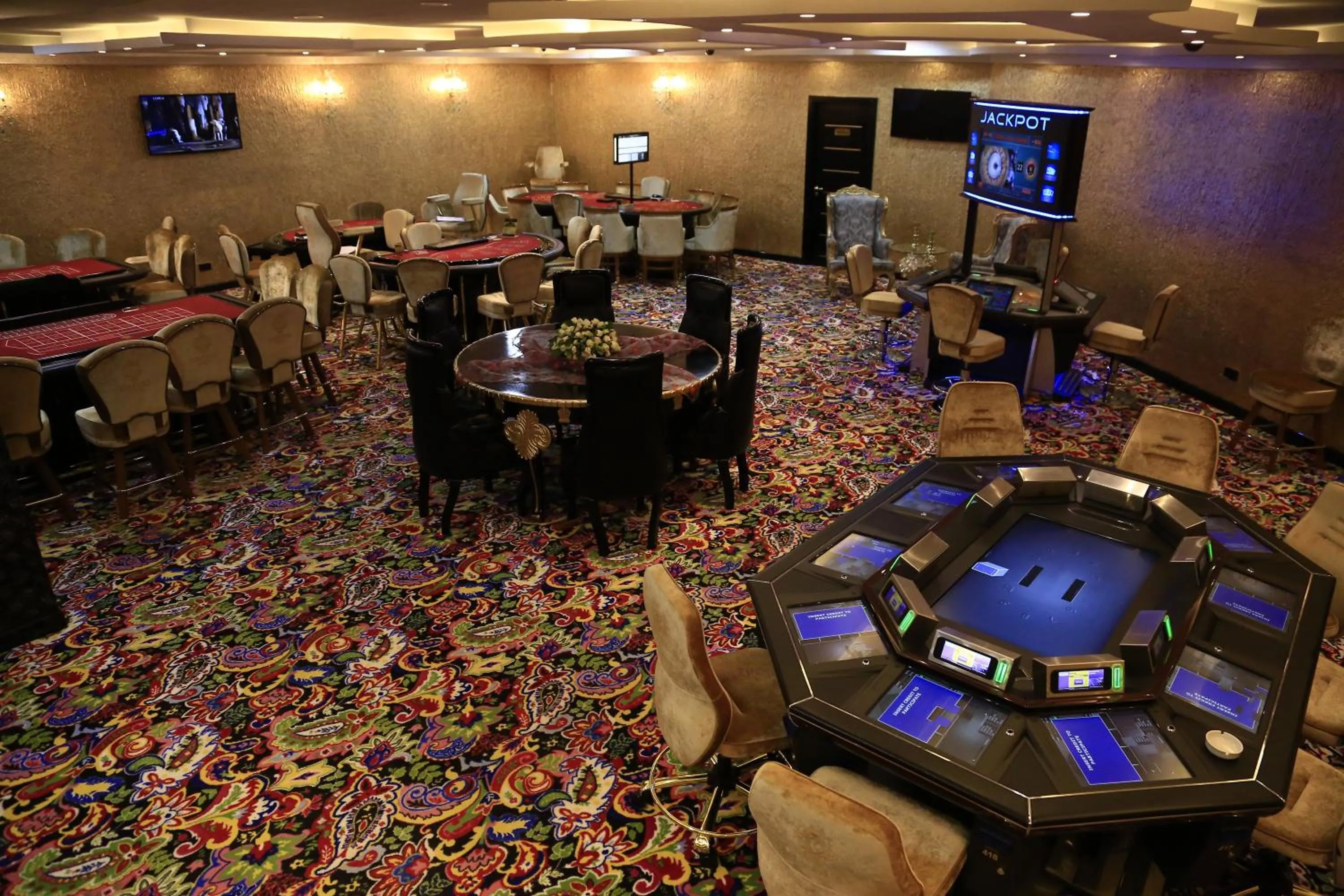 Casino in Imperial Royale Hotel