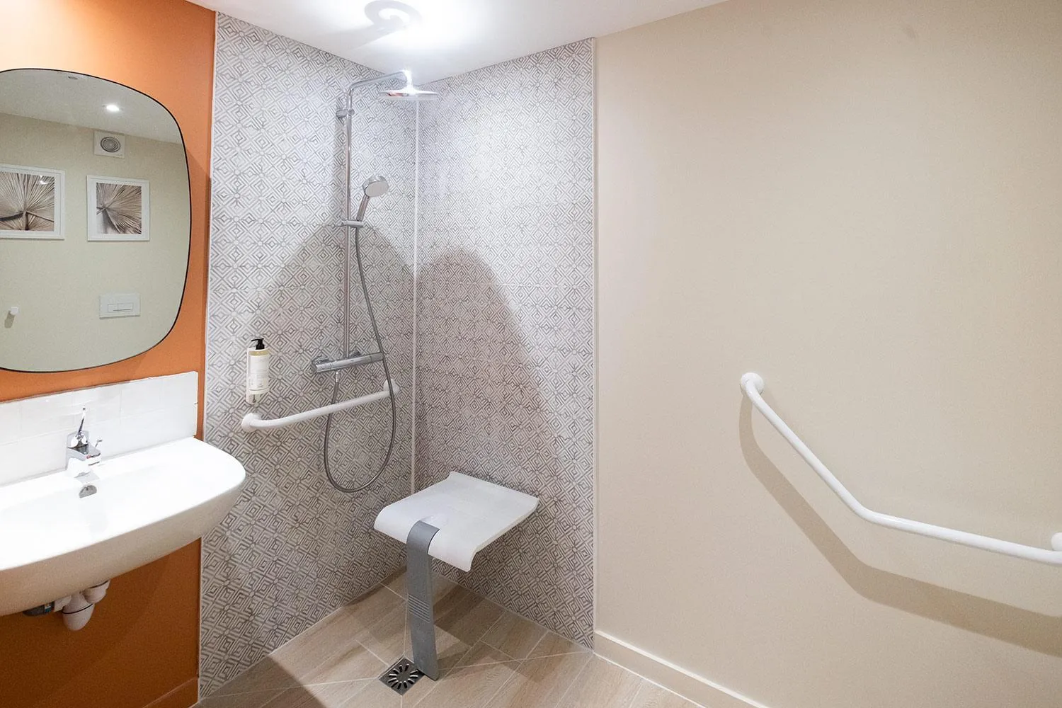 Bathroom in Hôtel de la Plage