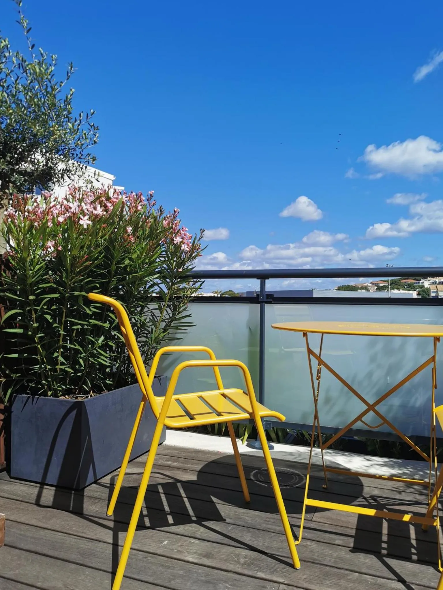 Patio in Hôtel de la Plage