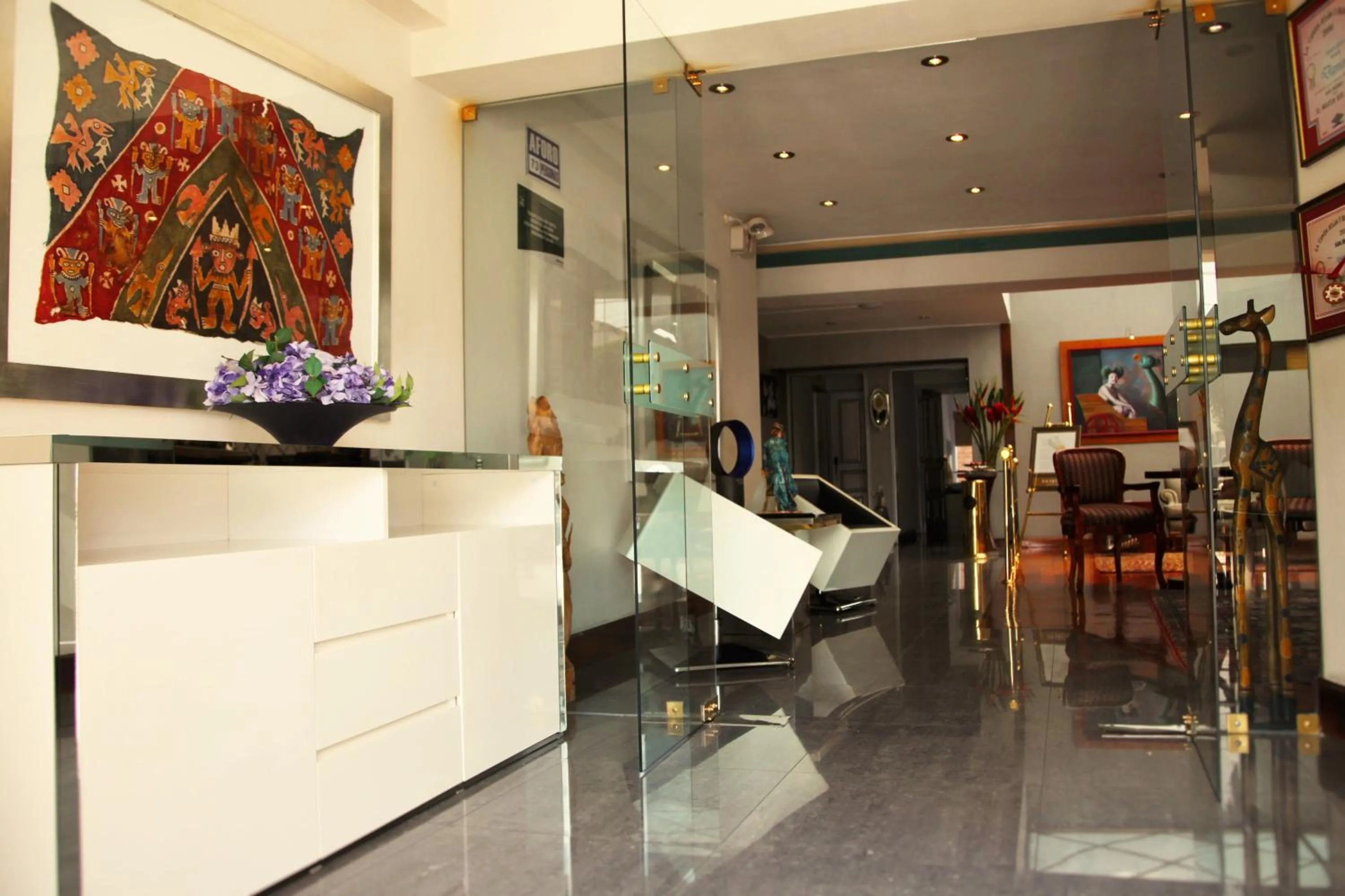 Facade/entrance in Daniel's Apart Hotel