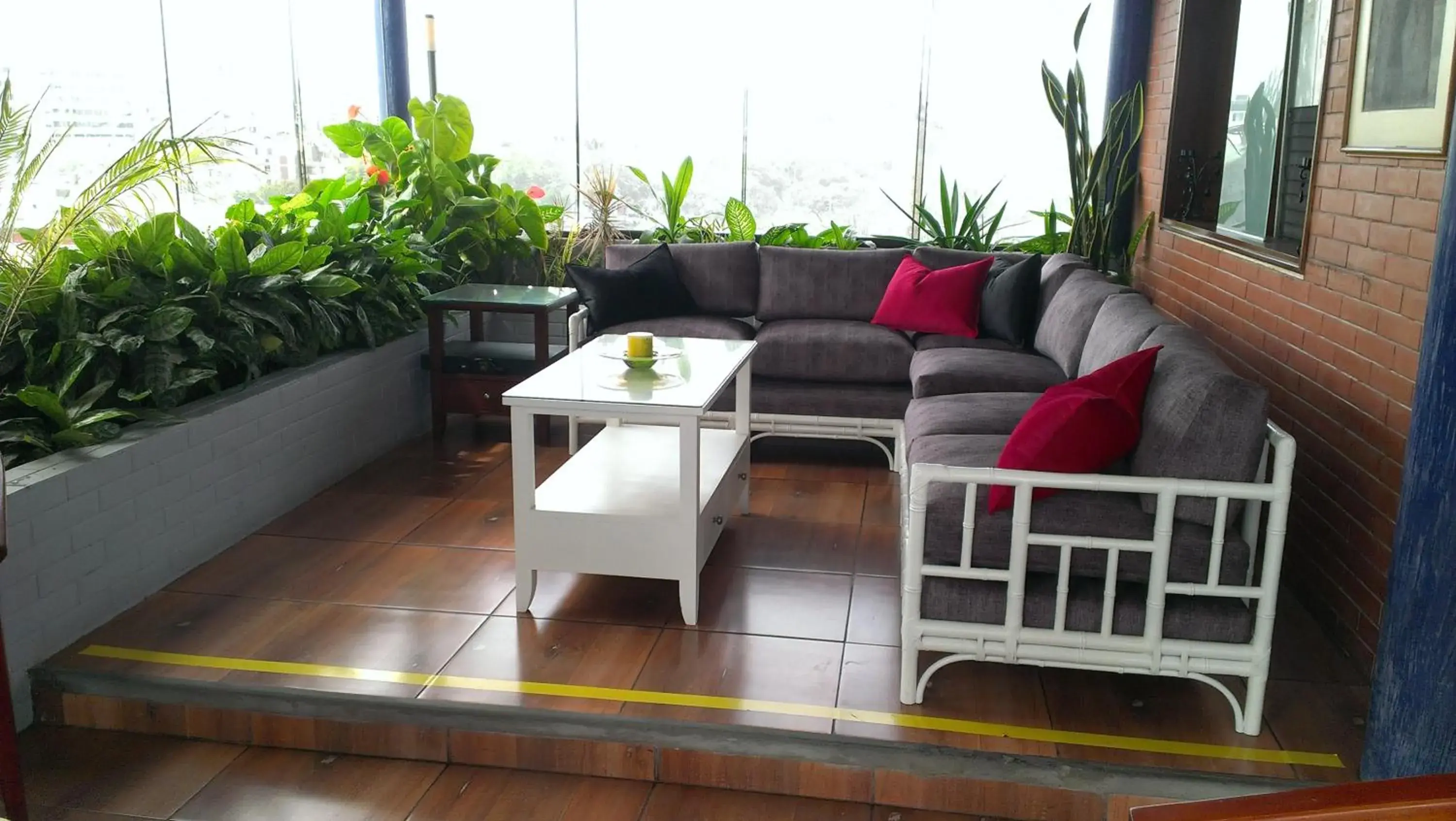 Restaurant/places to eat in Daniel's Apart Hotel Restaurant/places to eat in Daniel's Apart Hotel