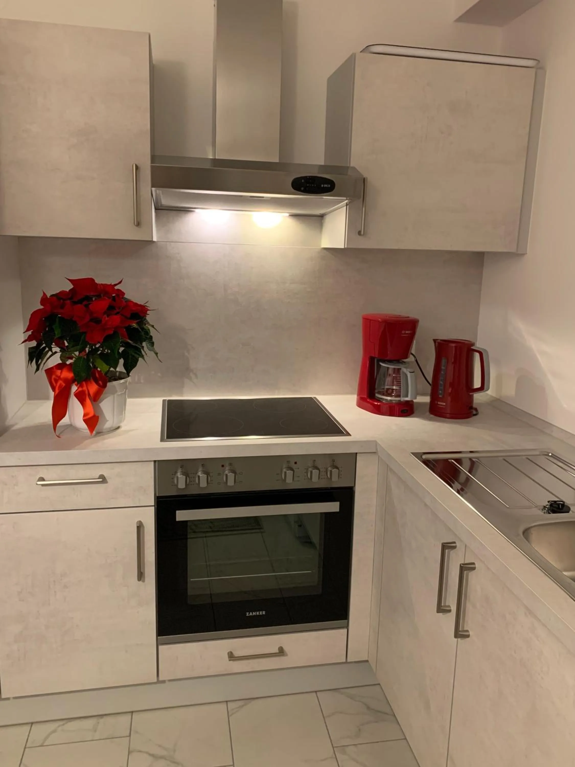 Kitchen or kitchenette in Ferienwohnung "an der Wiesent"