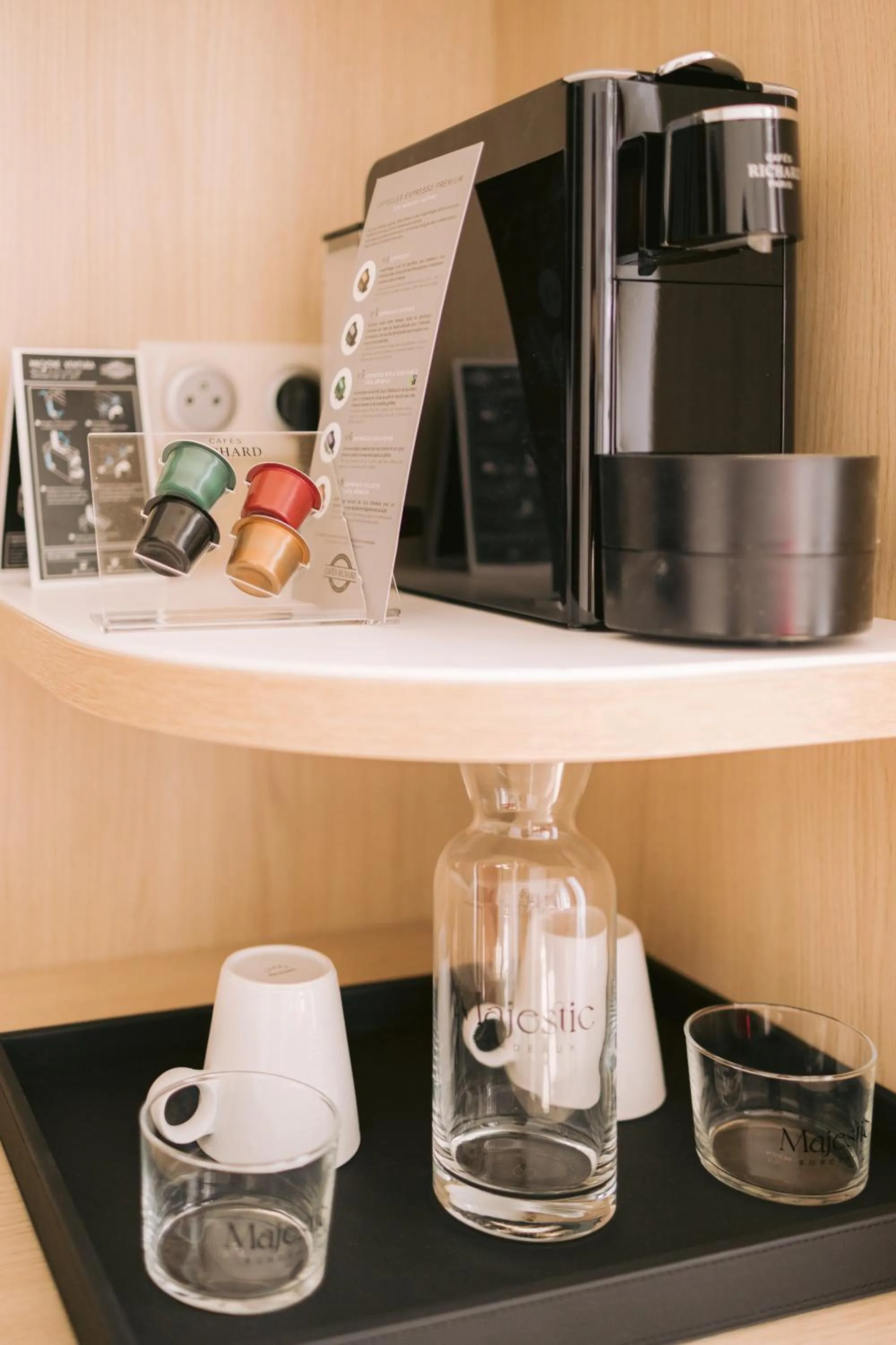 Coffee/tea facilities in Hôtel Majestic