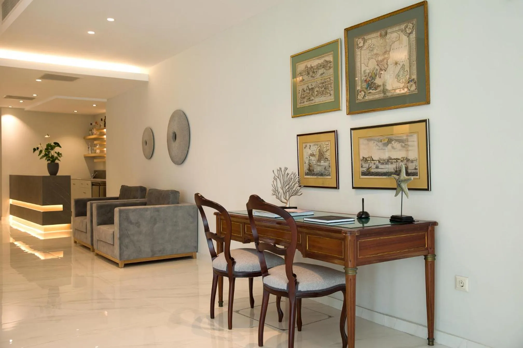 Lobby or reception in Delfinia Hotel