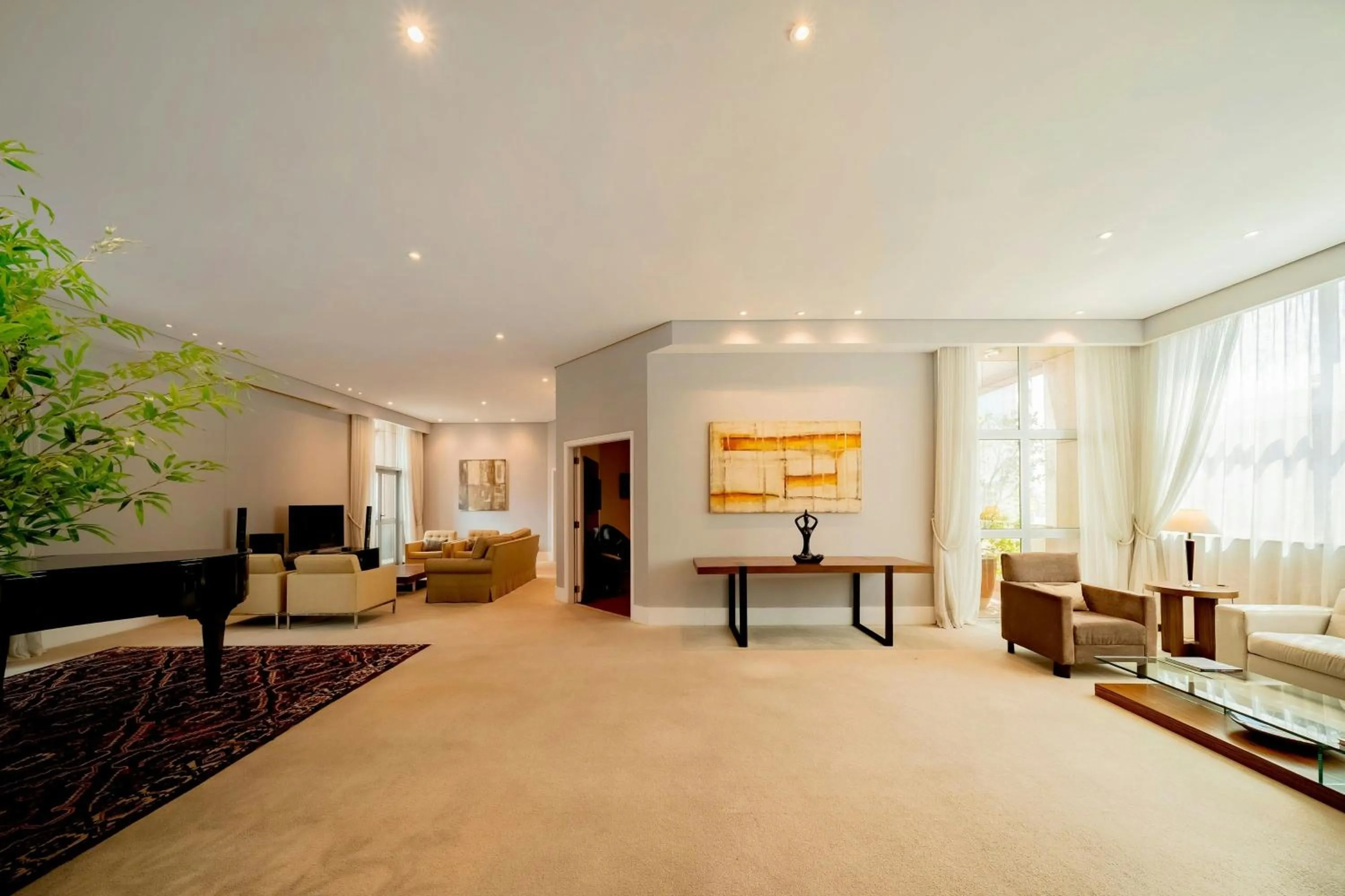 Living room, Bed in Sheraton São Paulo WTC Hotel