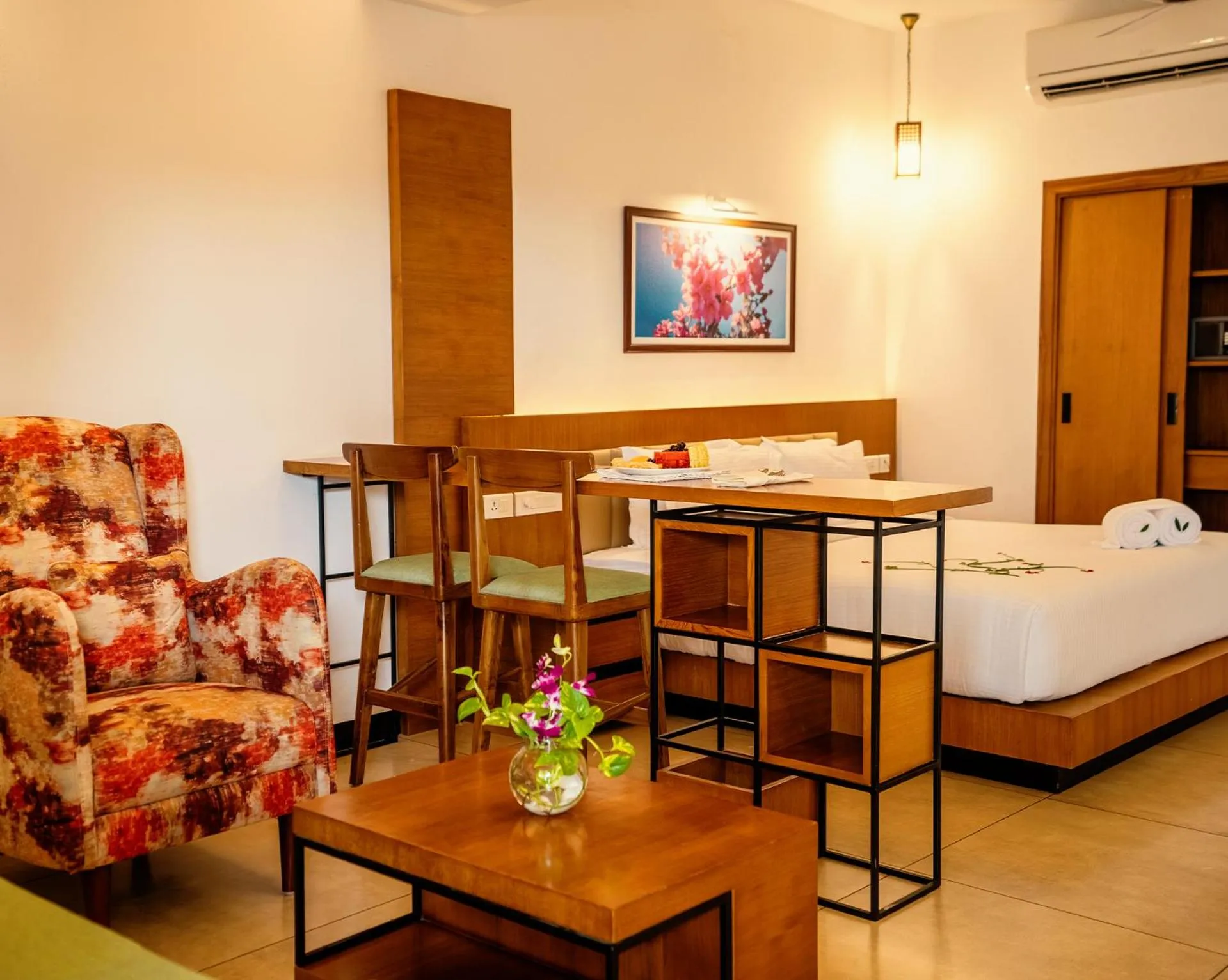 Bedroom, Bed in The Leaf Munnar