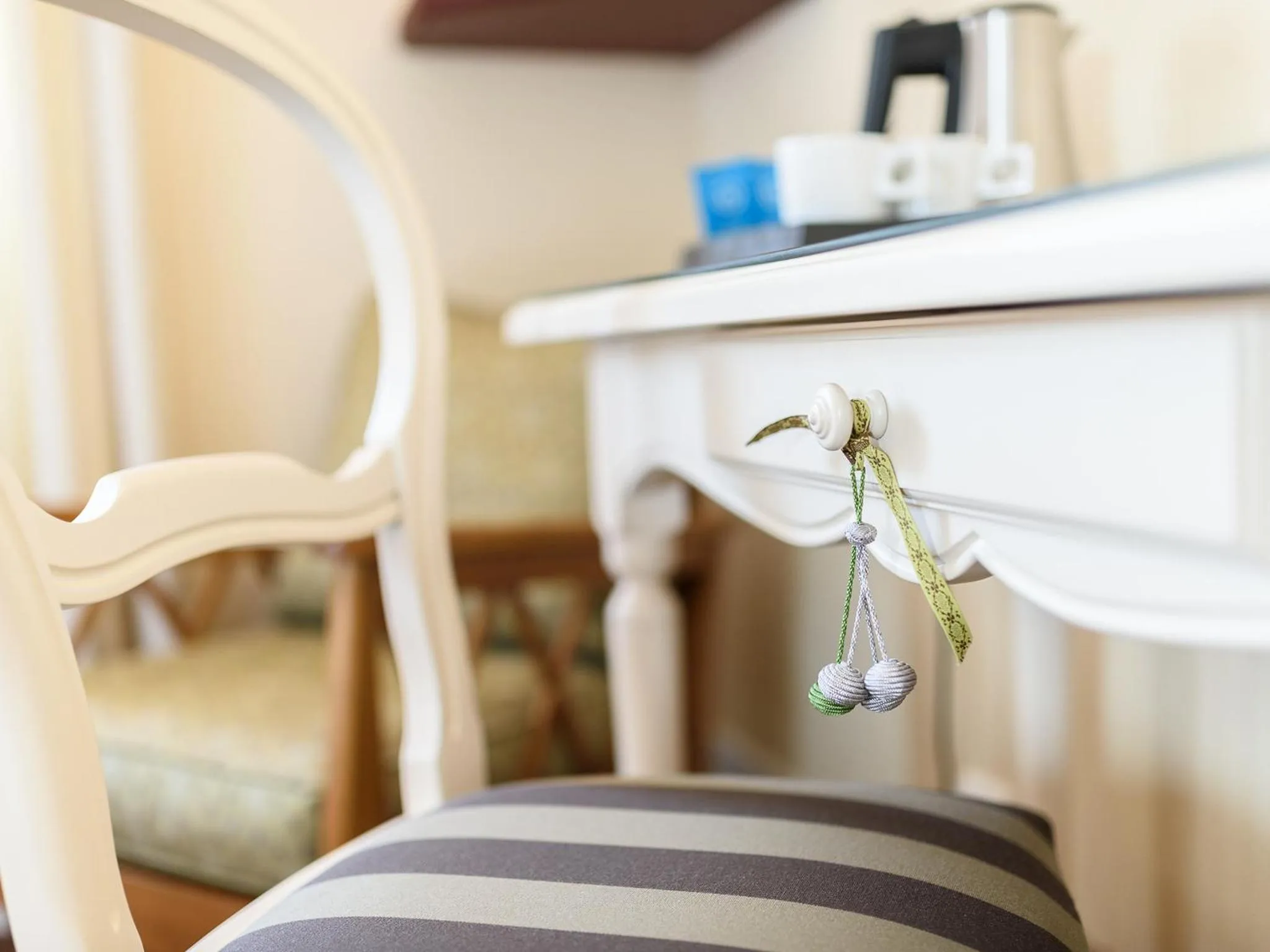 Decorative detail, Bed in Hotel Les Almadies - Coeur de Ville