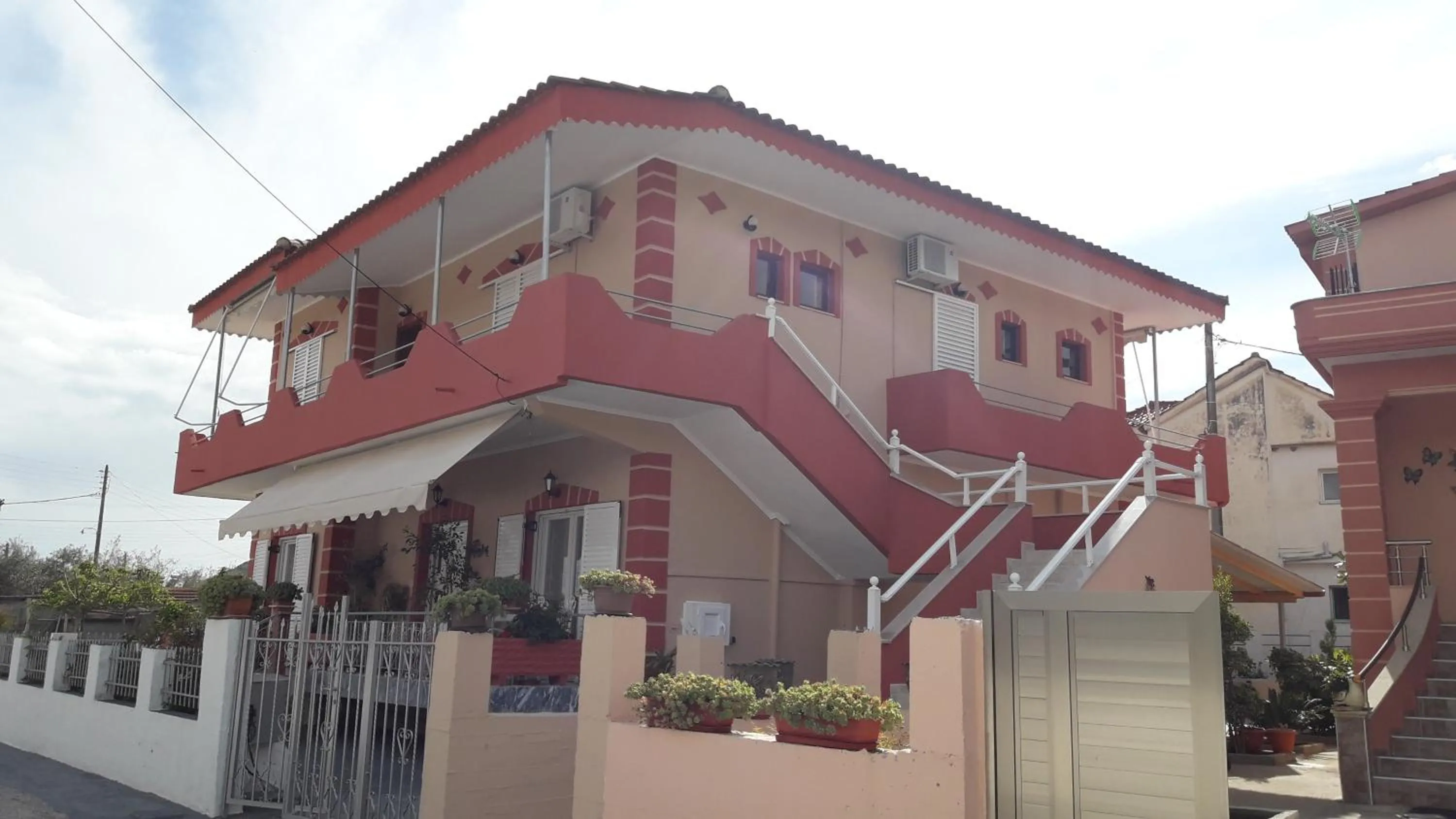 Kostas Christos Rooms