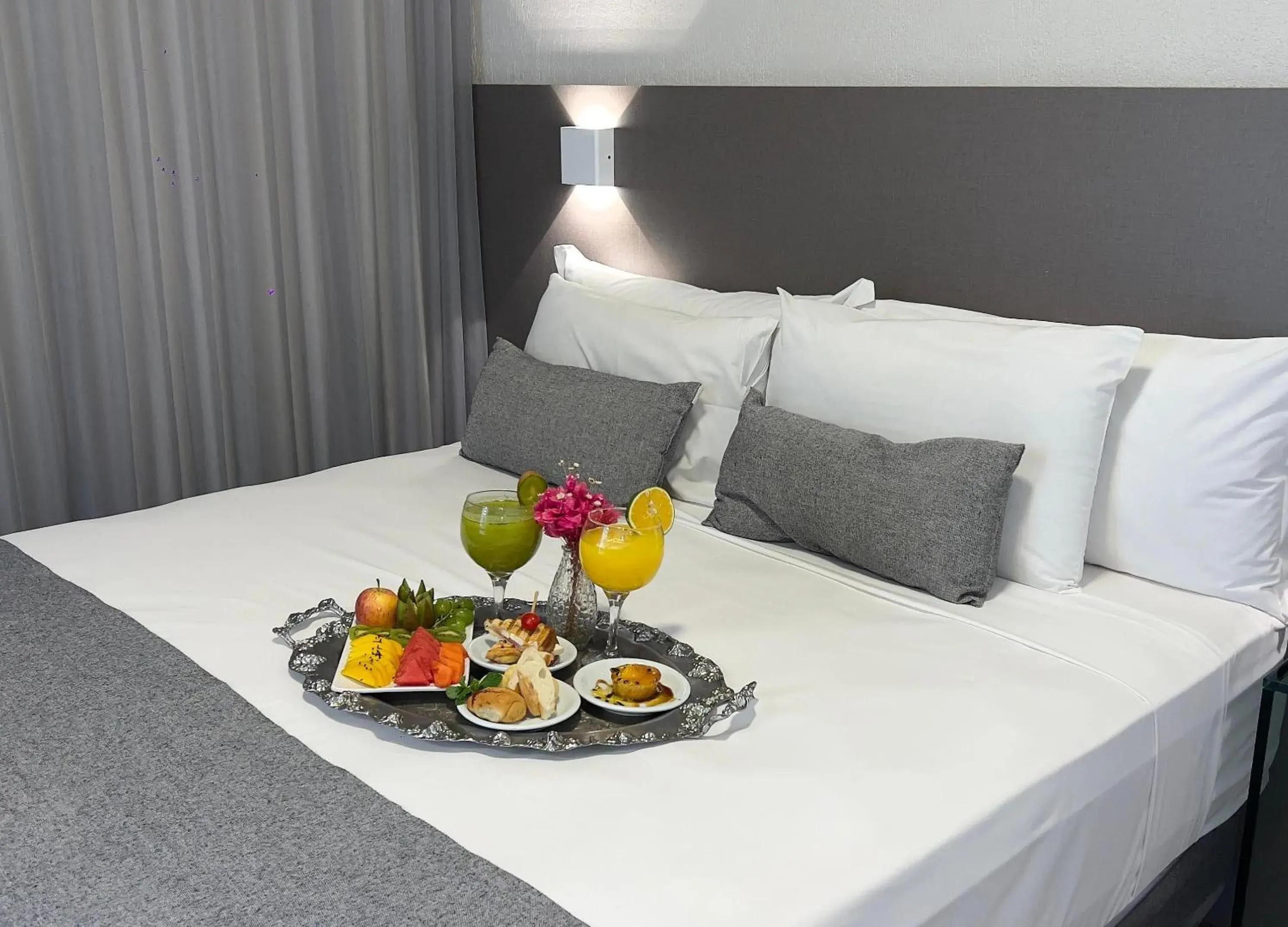 Bed in Max Savassi Apart Service Bed in Max Savassi Apart Service