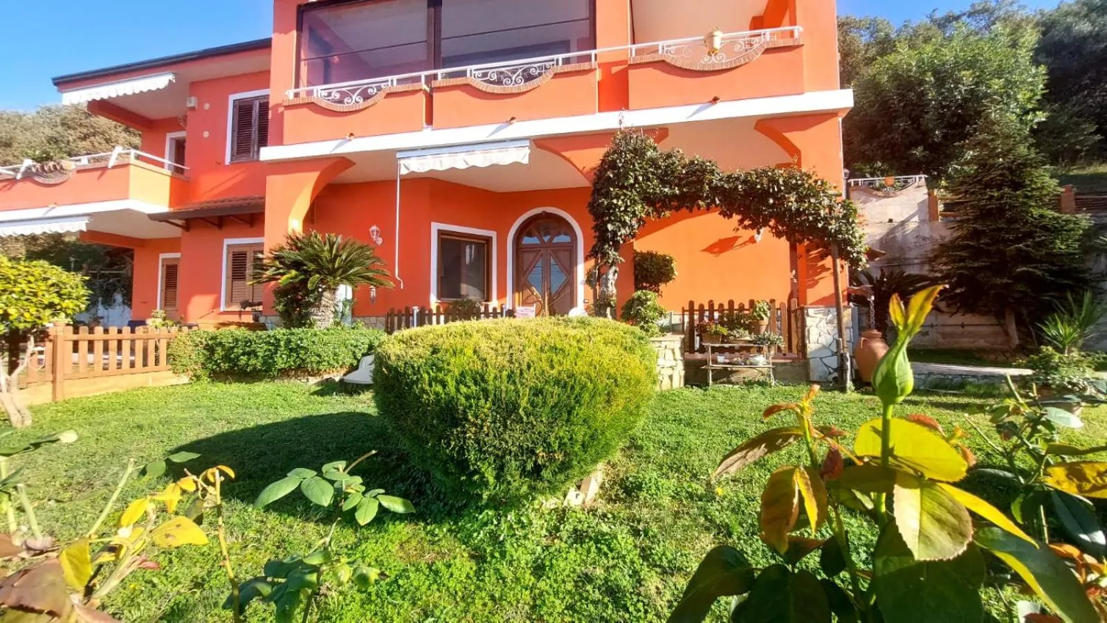 Villa Giraluna