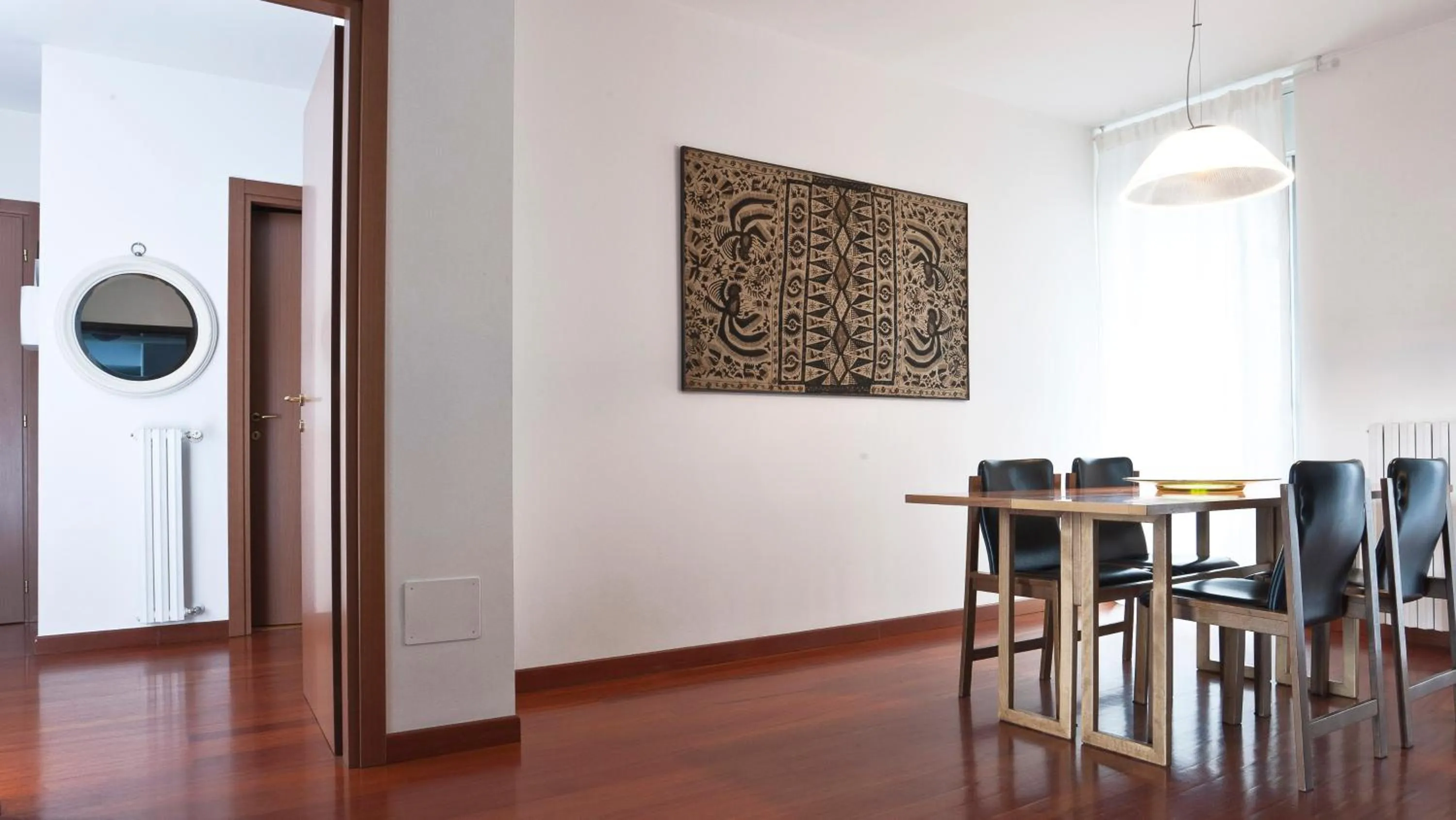 Dining area in Italianway-Zanella