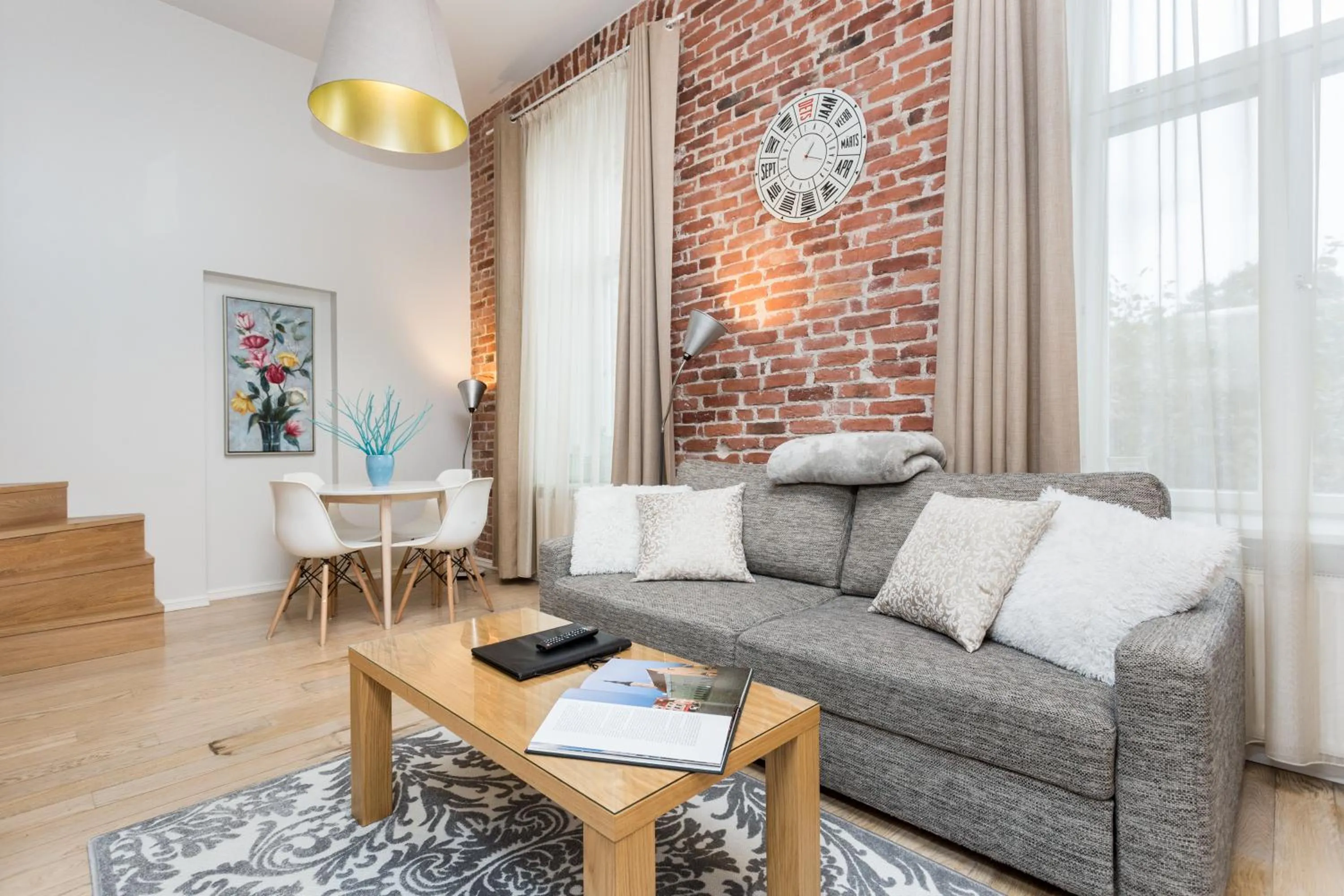 Photo of the whole room in Angleterre Apartments