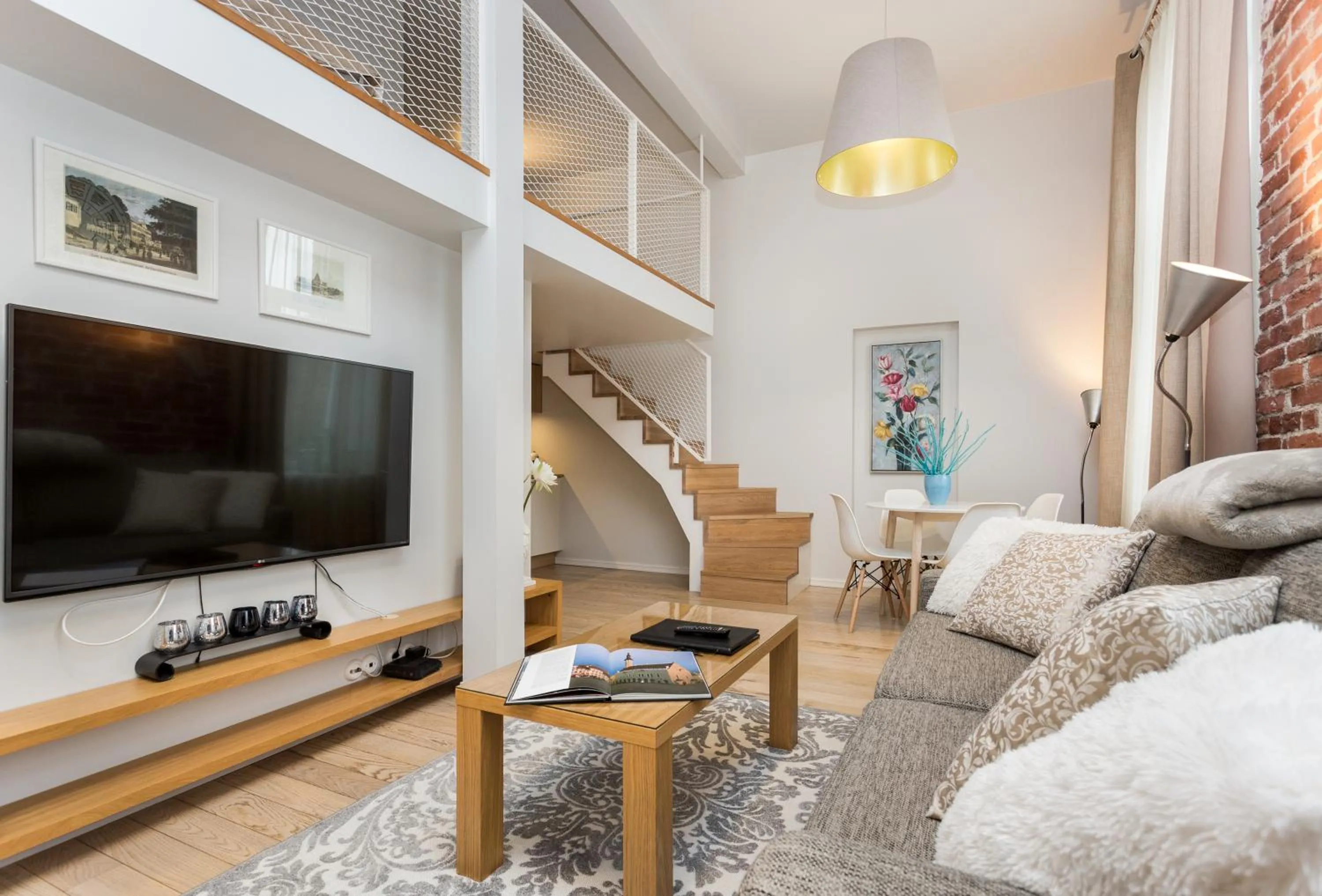 Photo of the whole room in Angleterre Apartments