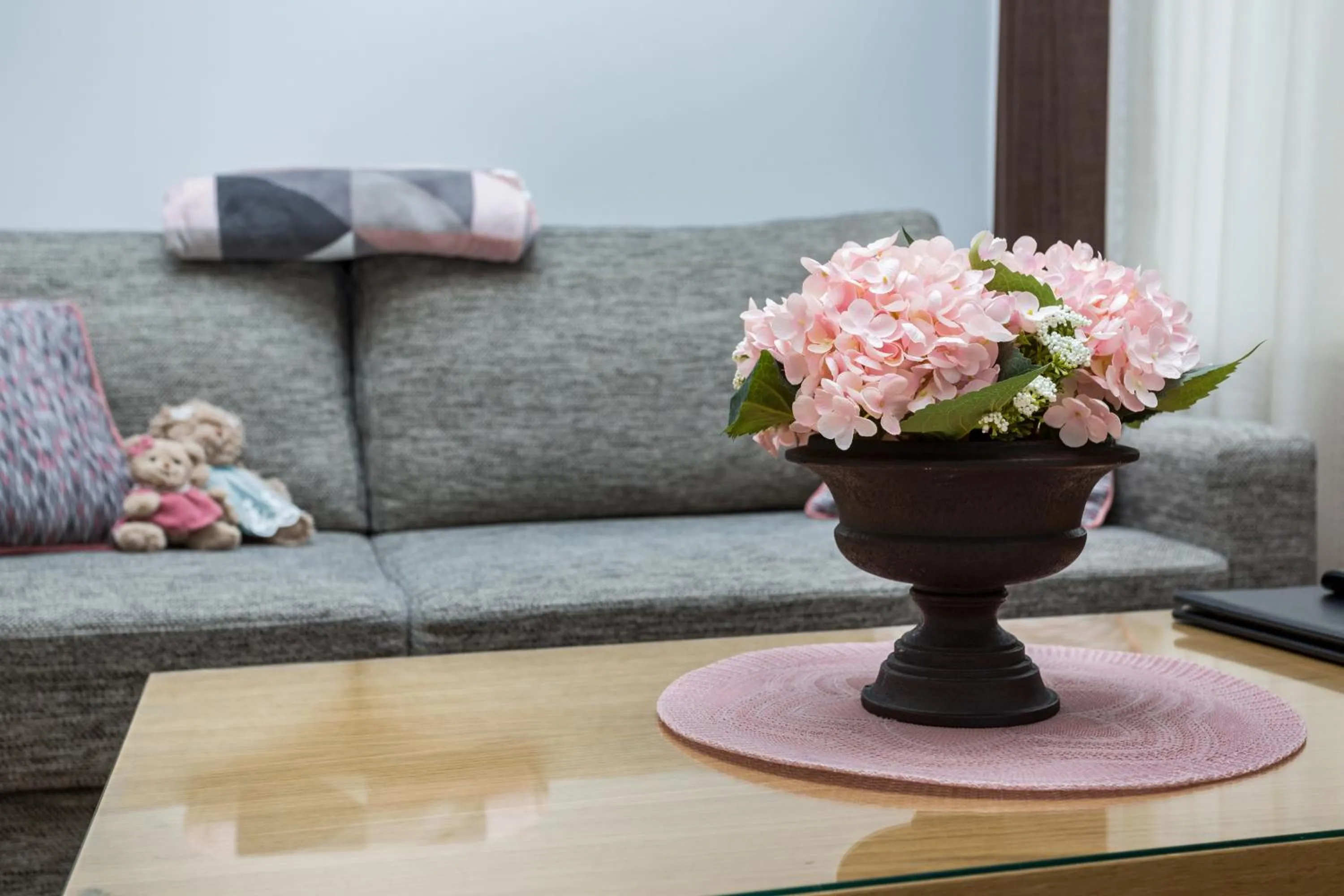 Photo of the whole room in Angleterre Apartments